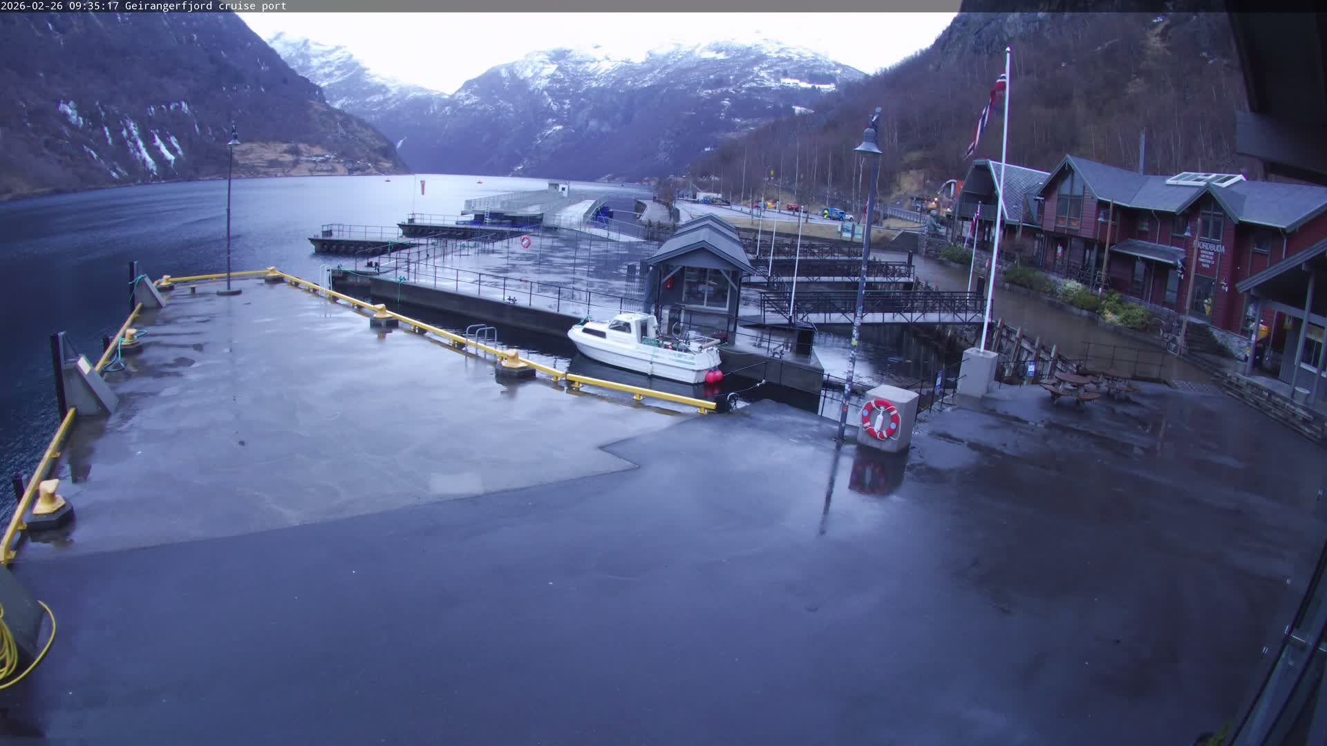 Geiranger Fjord & Cruise Terminal Live Cam -  Stranda, Sunmore, More og Romsdal, Western Norway, Norway
