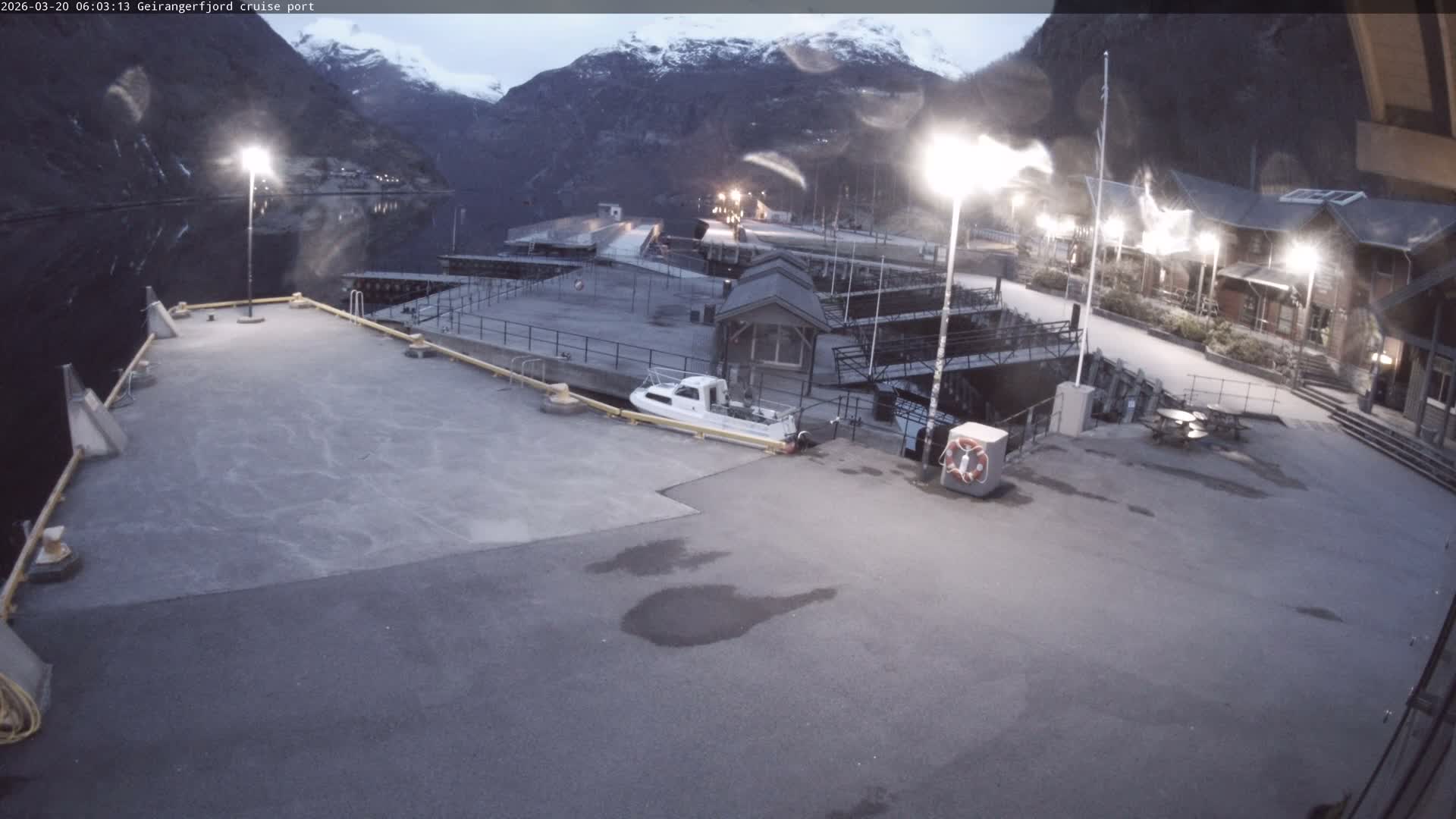 Geiranger Fjord & Cruise Terminal Live Cam -  Stranda, Sunmore, More og Romsdal, Western Norway, Norway