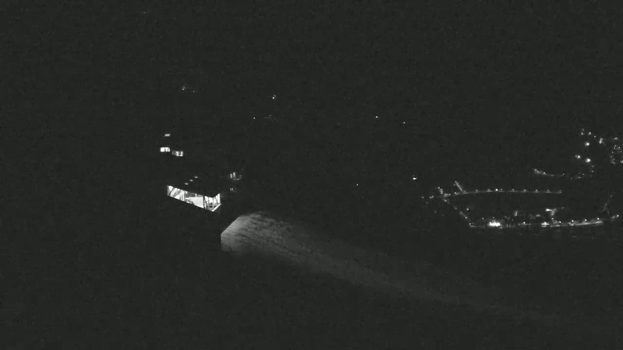 Zillertal Valley from Stummerberg View Live Cam - Stummerberg, Politischer Bezirk Schwaz, Tyrol, Austria