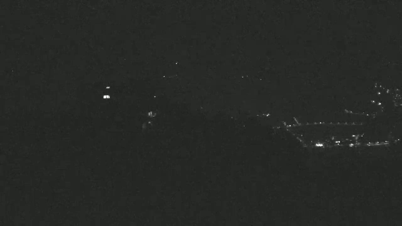 Zillertal Valley from Stummerberg View Live Cam - Stummerberg, Politischer Bezirk Schwaz, Tyrol, Austria