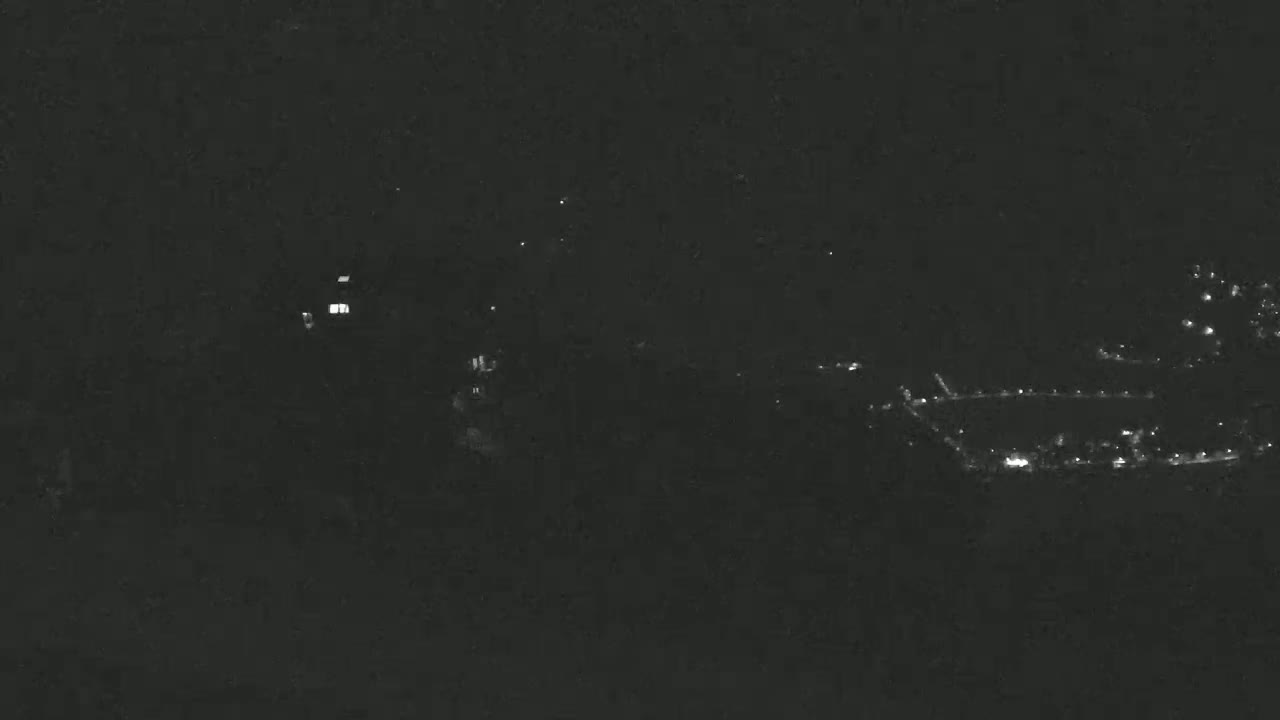 Zillertal Valley from Stummerberg View Live Cam - Stummerberg, Politischer Bezirk Schwaz, Tyrol, Austria