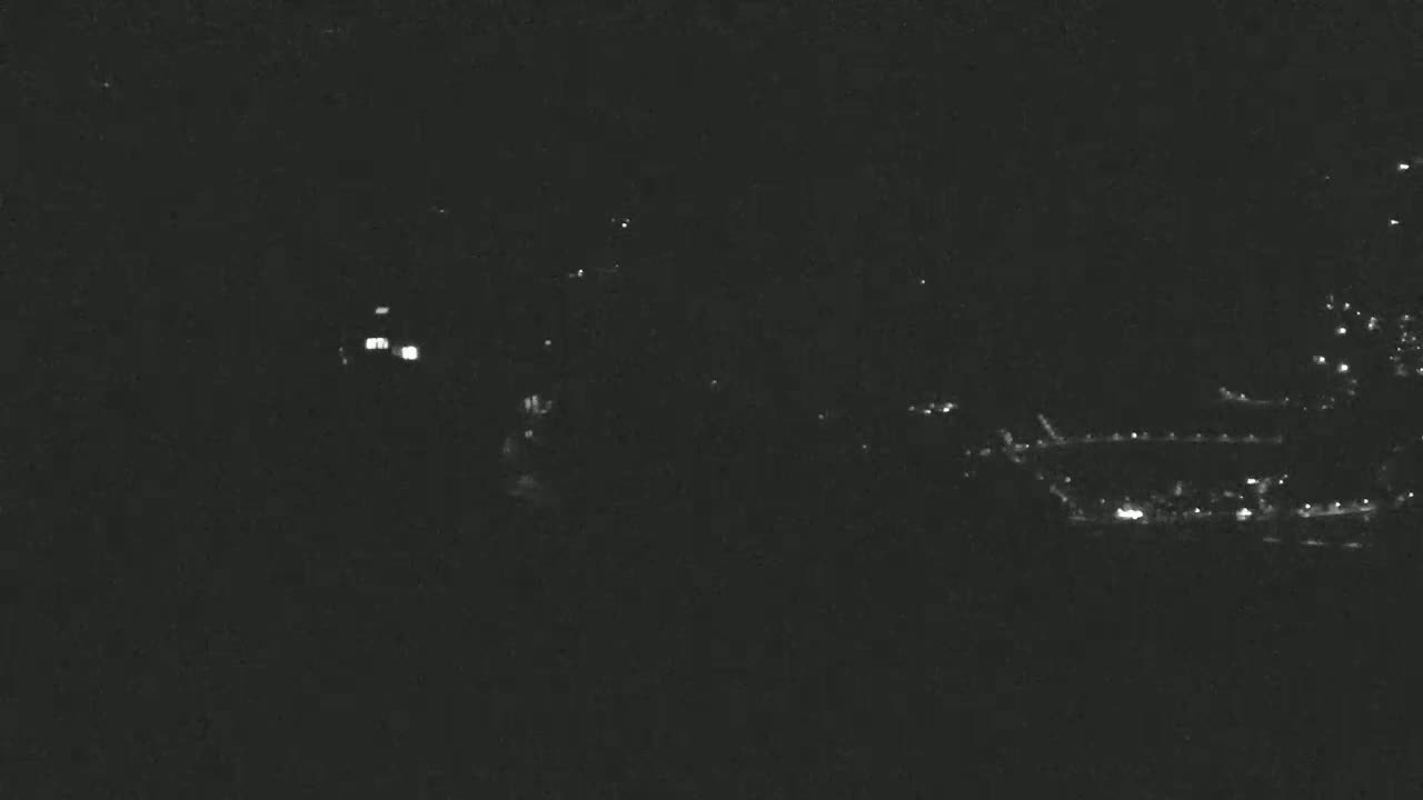 Zillertal Valley from Stummerberg View Live Cam - Stummerberg, Politischer Bezirk Schwaz, Tyrol, Austria