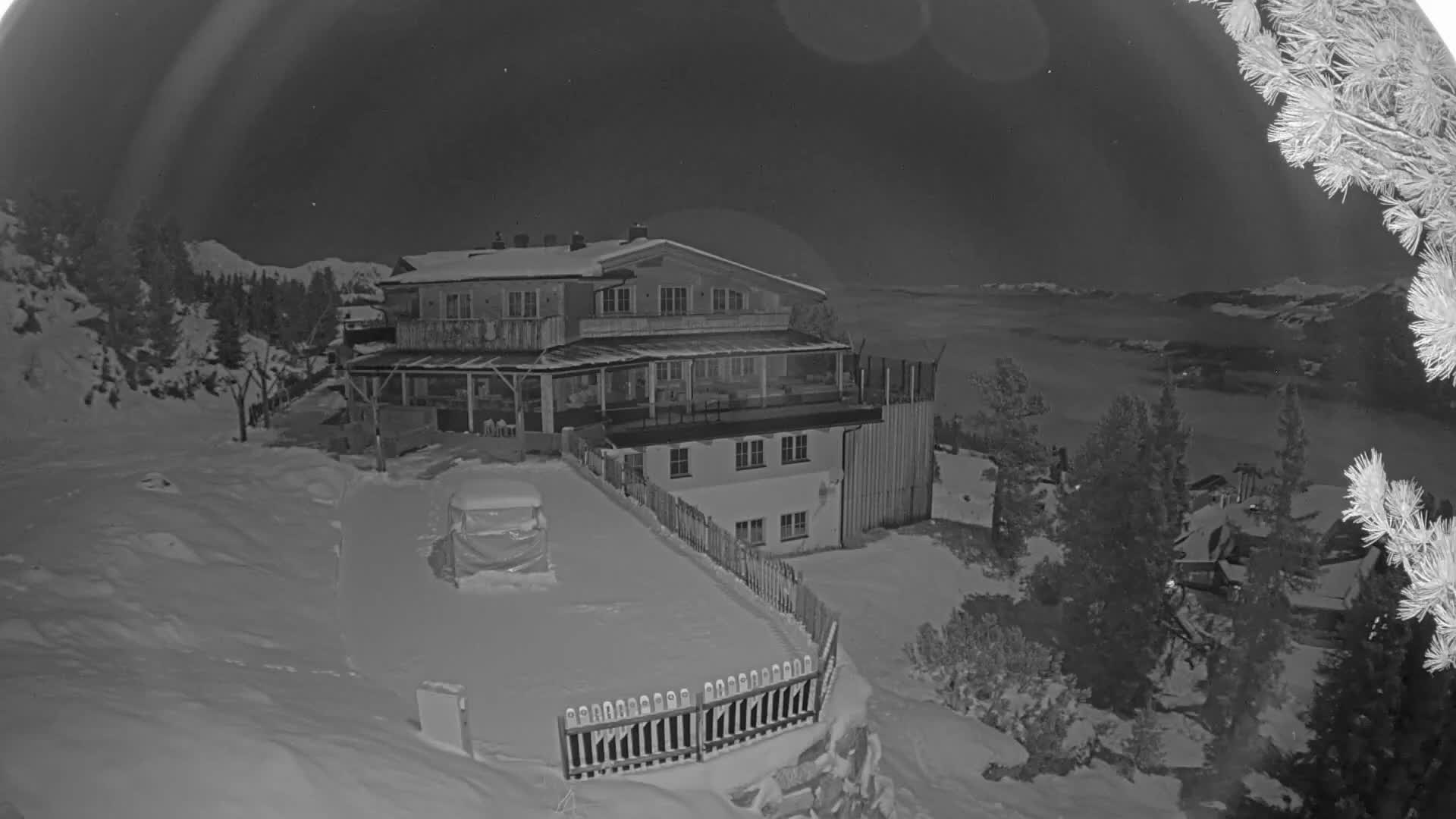 Zillertal Valley & Stummerberg Hill  Live Cam - Kaltenbach, Politischer Bezirk Schwaz, Tyrol, Austria