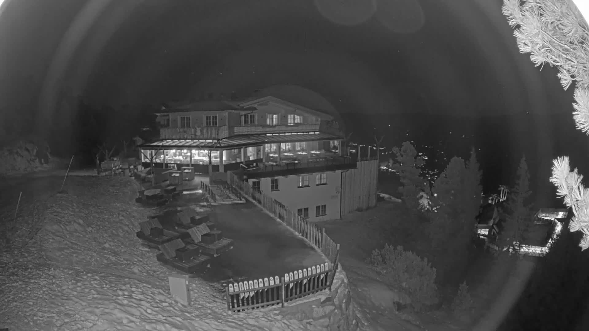 Zillertal Valley & Stummerberg Hill  Live Cam - Kaltenbach, Politischer Bezirk Schwaz, Tyrol, Austria