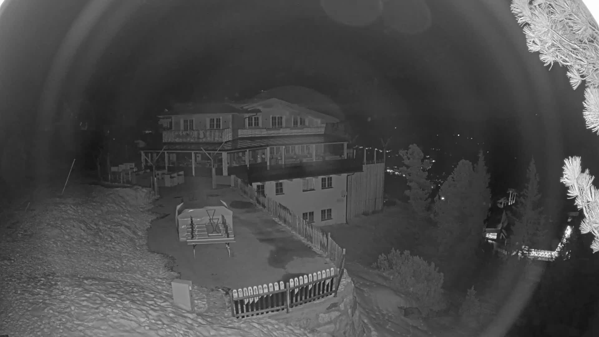 Zillertal Valley & Stummerberg Hill  Live Cam - Kaltenbach, Politischer Bezirk Schwaz, Tyrol, Austria