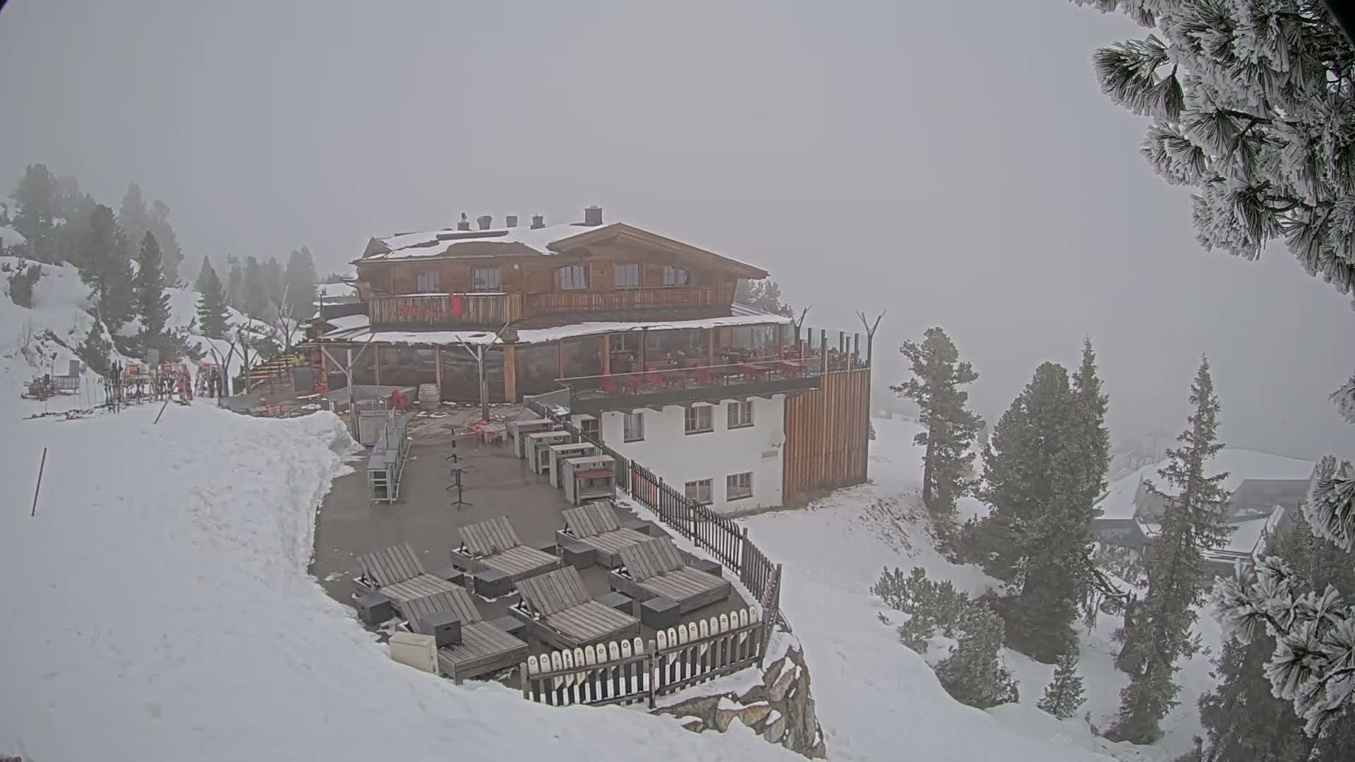 Zillertal Valley & Stummerberg Hill  Live Cam - Kaltenbach, Politischer Bezirk Schwaz, Tyrol, Austria