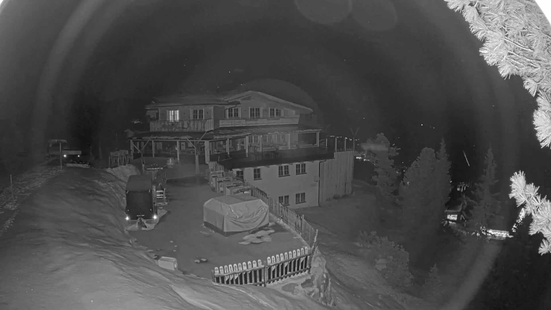 Zillertal Valley & Stummerberg Hill  Live Cam - Kaltenbach, Politischer Bezirk Schwaz, Tyrol, Austria