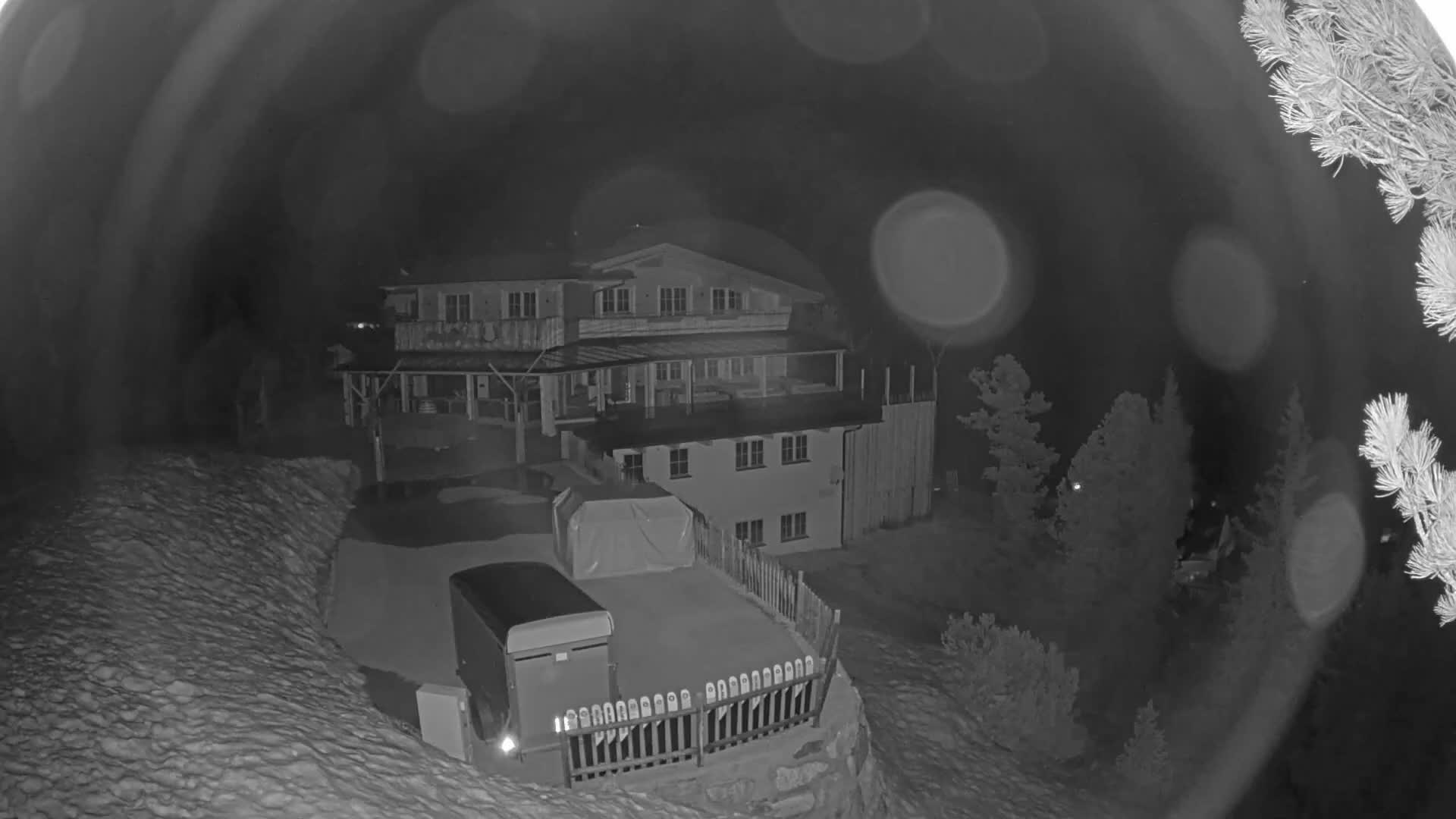 Zillertal Valley & Stummerberg Hill  Live Cam - Kaltenbach, Politischer Bezirk Schwaz, Tyrol, Austria