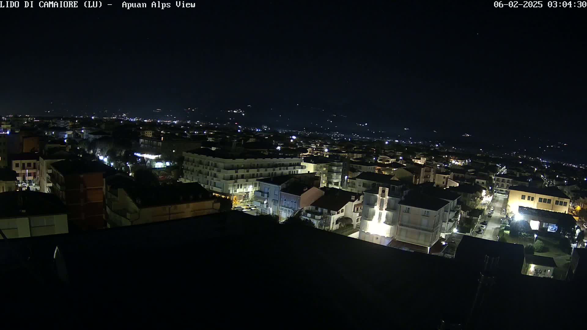 Apuan Alps Live Cam from Lido di Camaiore - Lucca, Italy