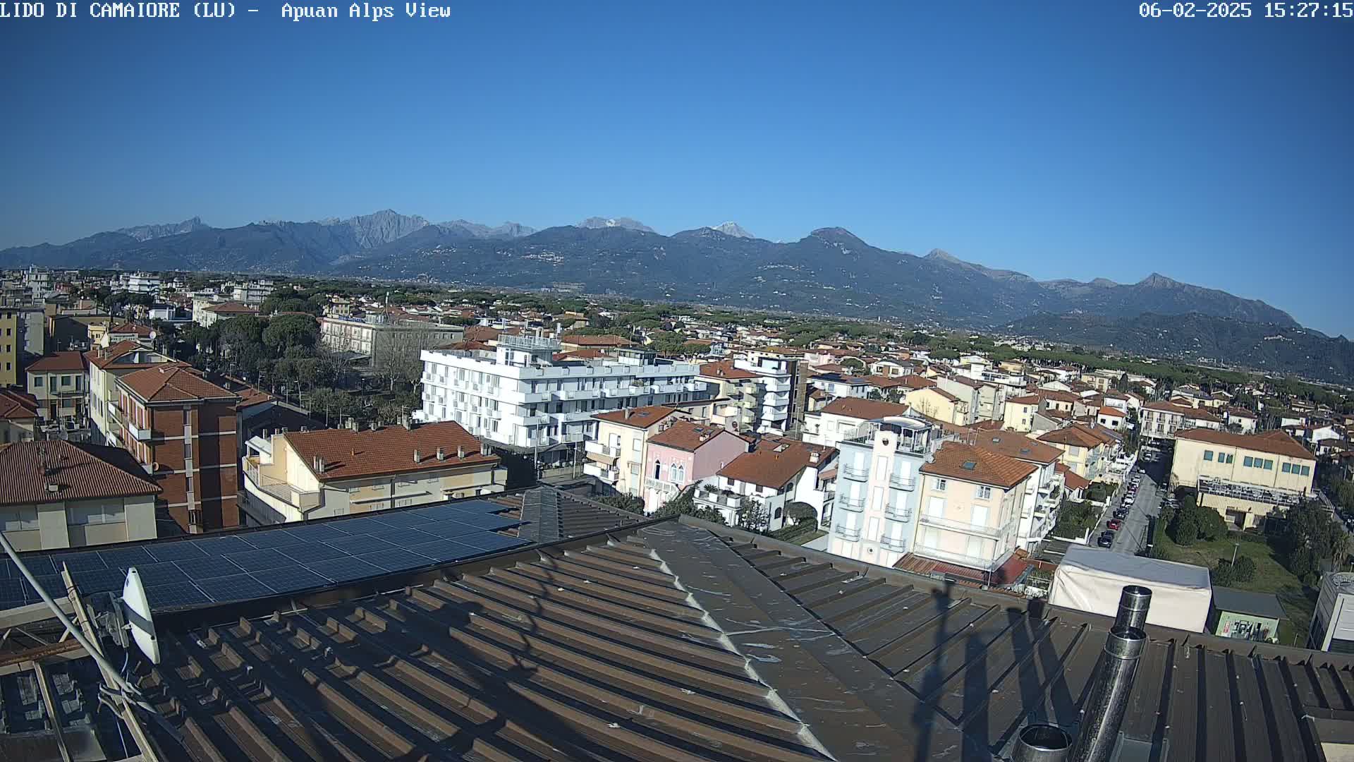 Apuan Alps Live Cam from Lido di Camaiore - Lucca, Italy