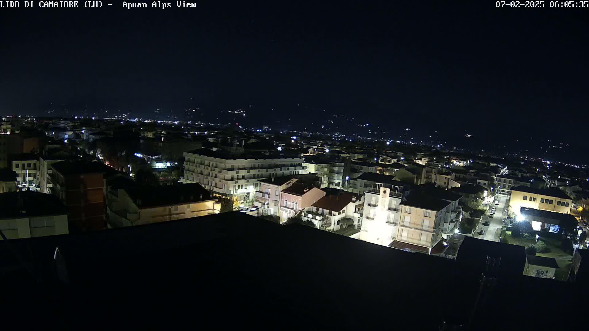 Apuan Alps Live Cam from Lido di Camaiore - Lucca, Italy