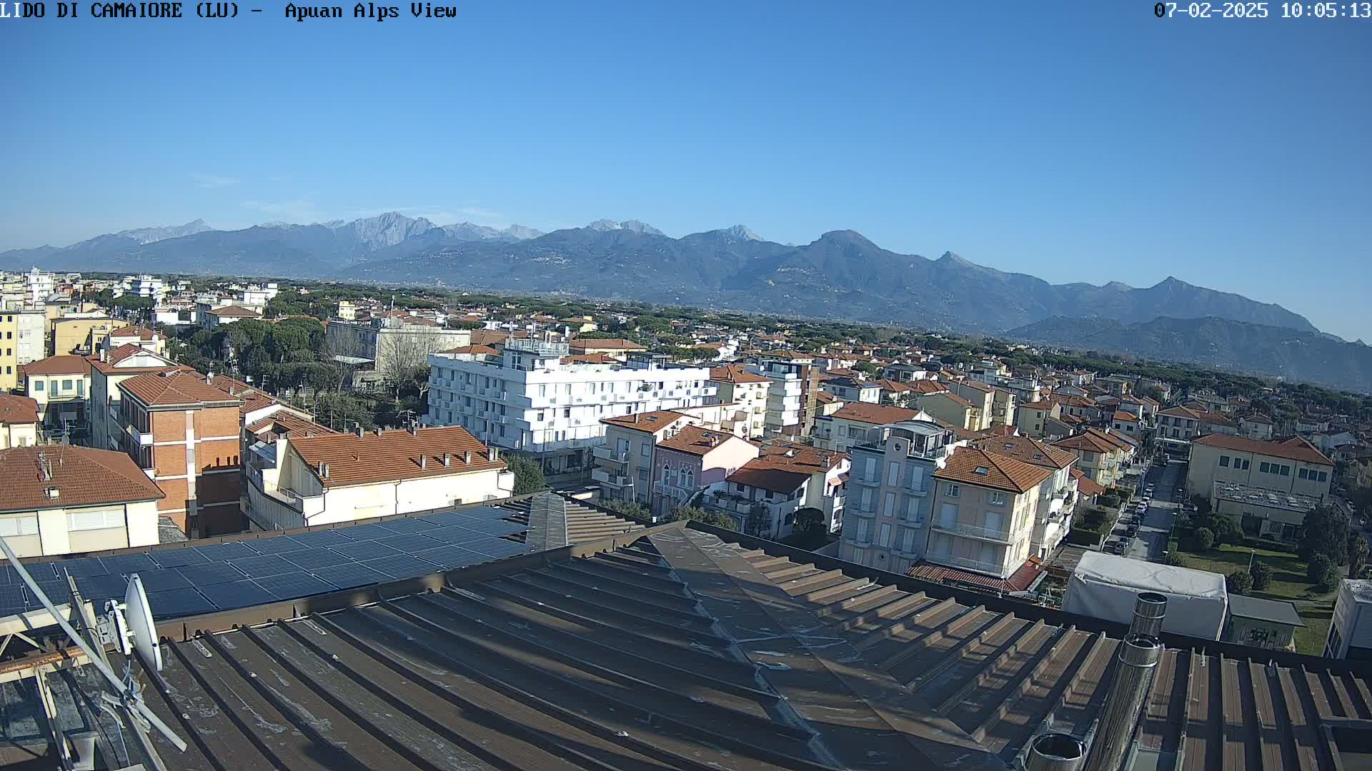 Apuan Alps Live Cam from Lido di Camaiore - Lucca, Italy