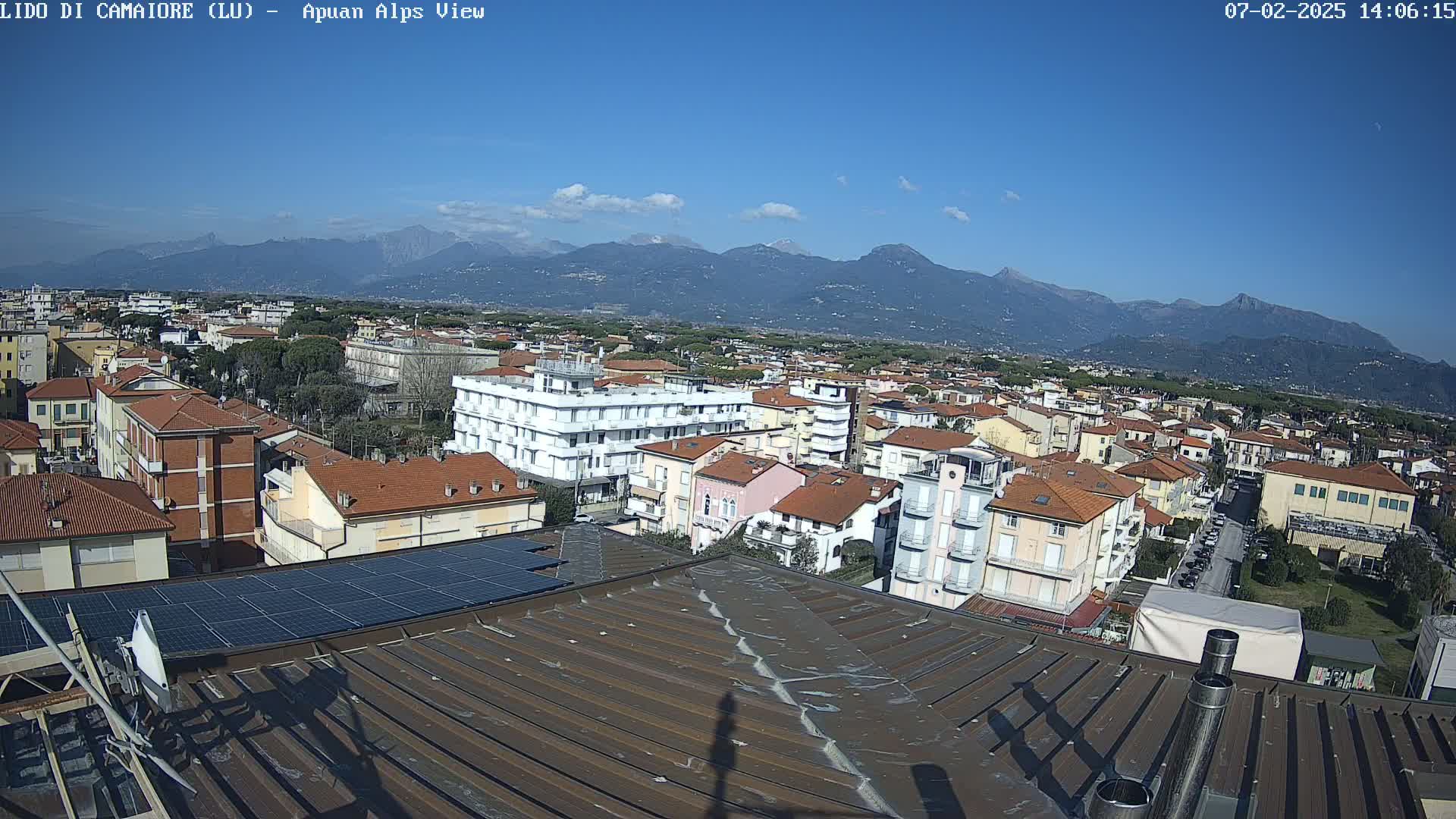 Apuan Alps Live Cam from Lido di Camaiore - Lucca, Italy