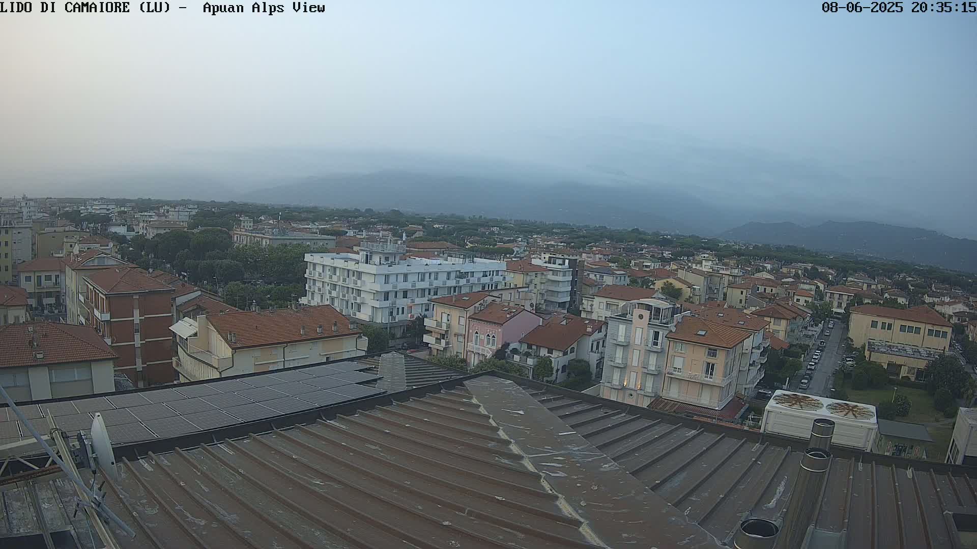 Apuan Alps Live Cam from Lido di Camaiore - Lucca, Italy