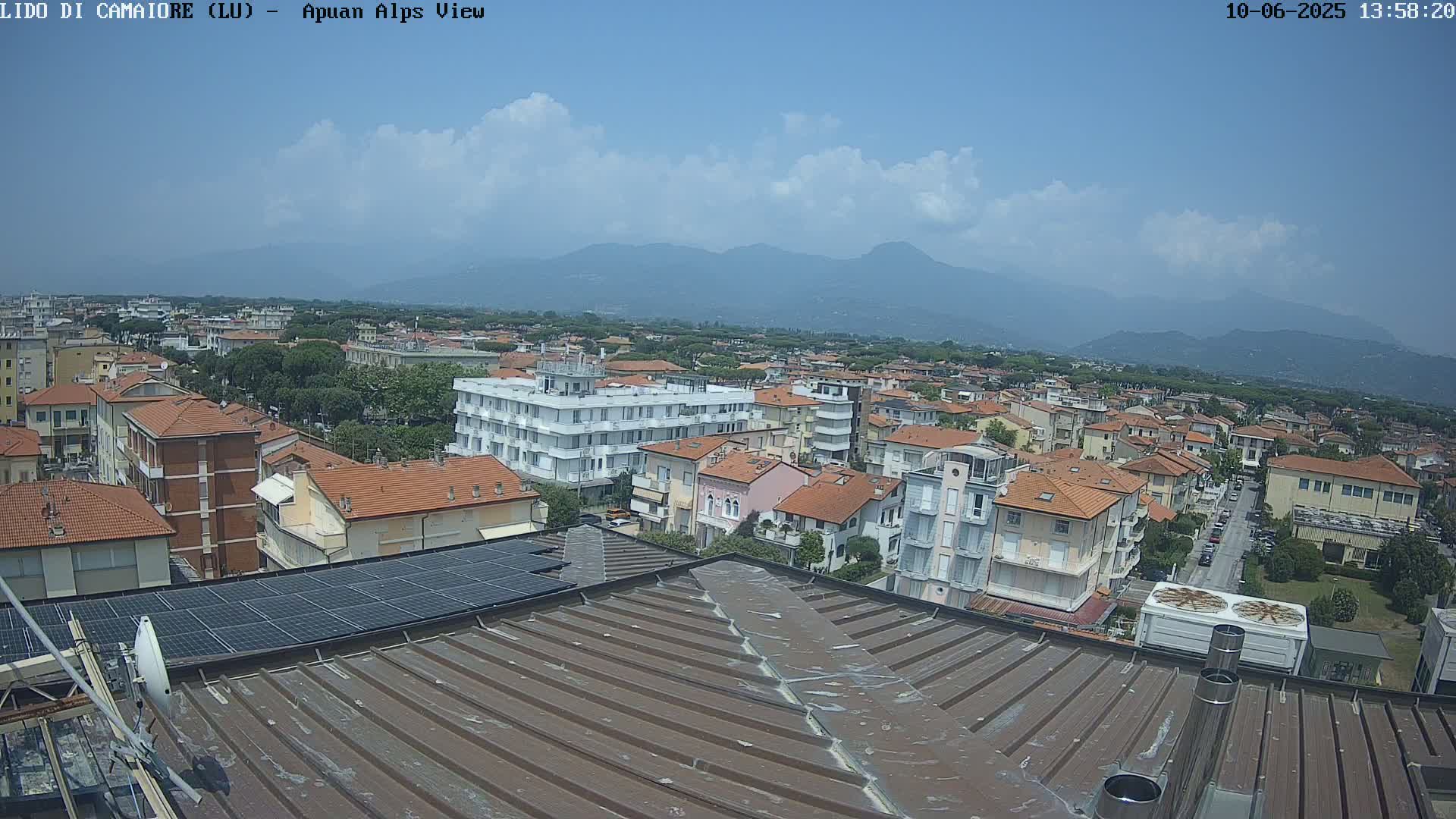 Apuan Alps Live Cam from Lido di Camaiore - Lucca, Italy