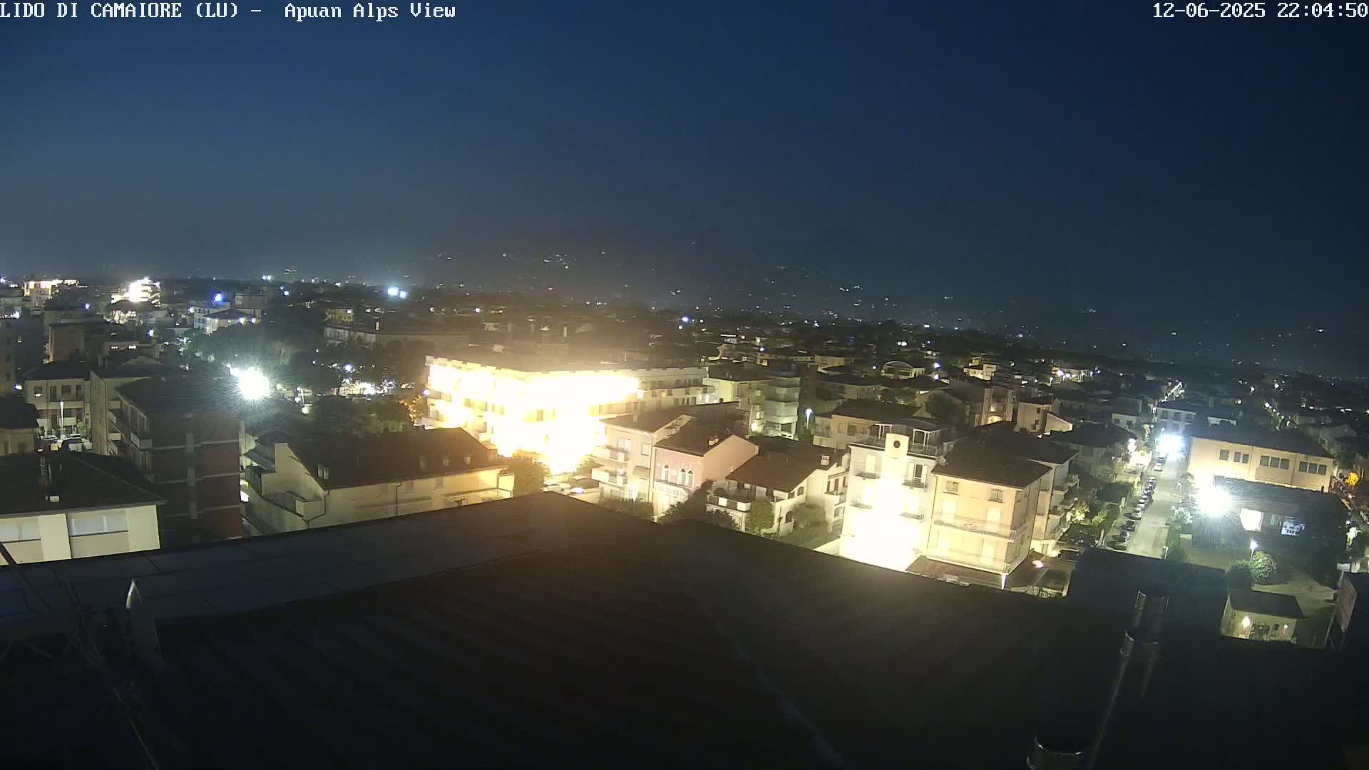 Apuan Alps Live Cam from Lido di Camaiore - Lucca, Italy