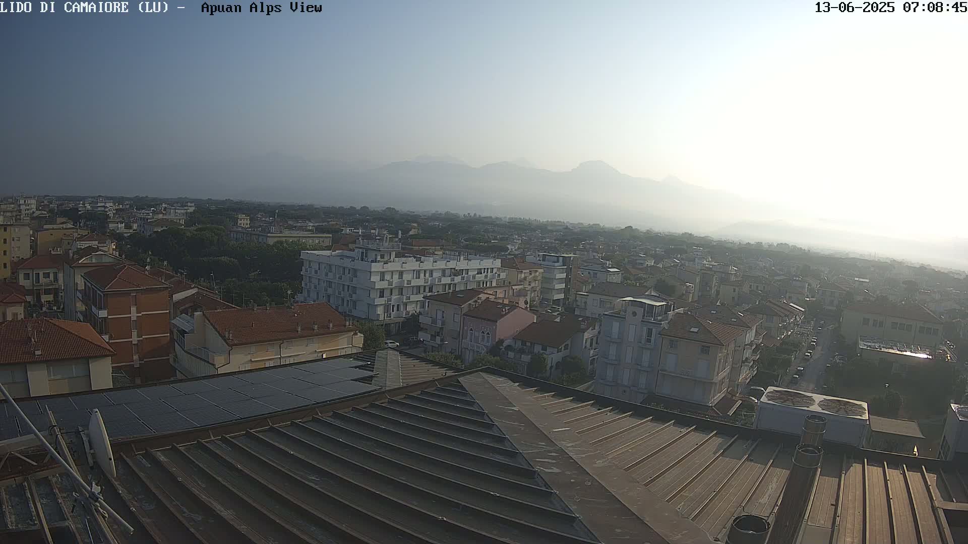 Apuan Alps Live Cam from Lido di Camaiore - Lucca, Italy