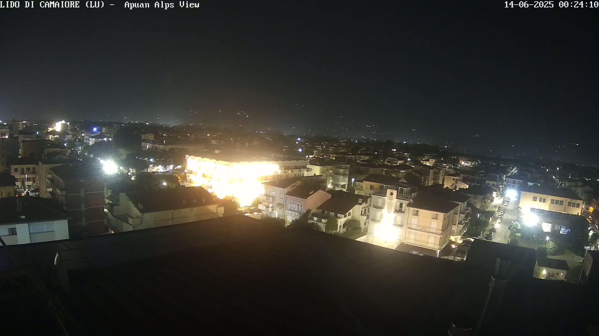 Apuan Alps Live Cam from Lido di Camaiore - Lucca, Italy