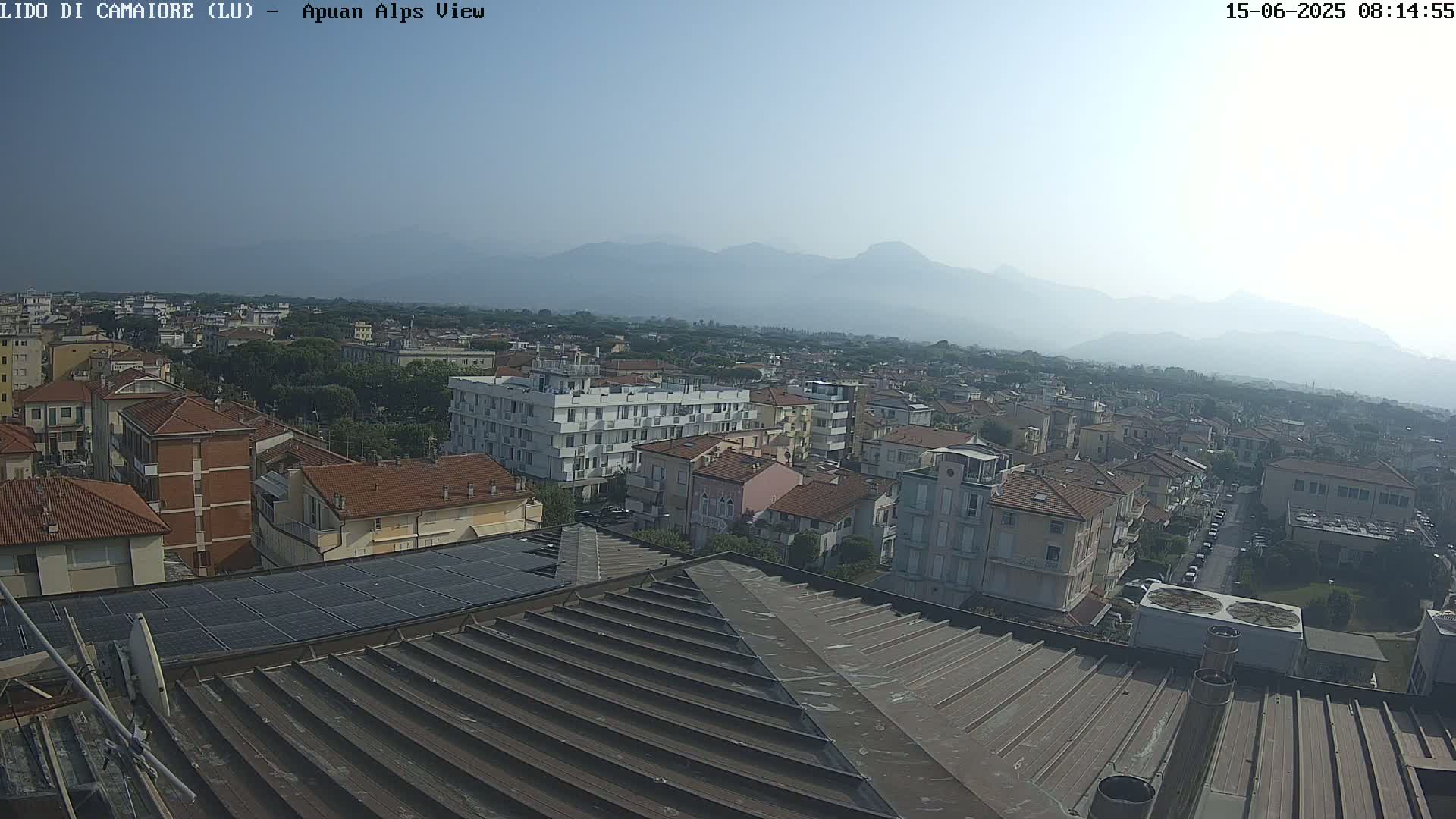 Apuan Alps Live Cam from Lido di Camaiore - Lucca, Italy