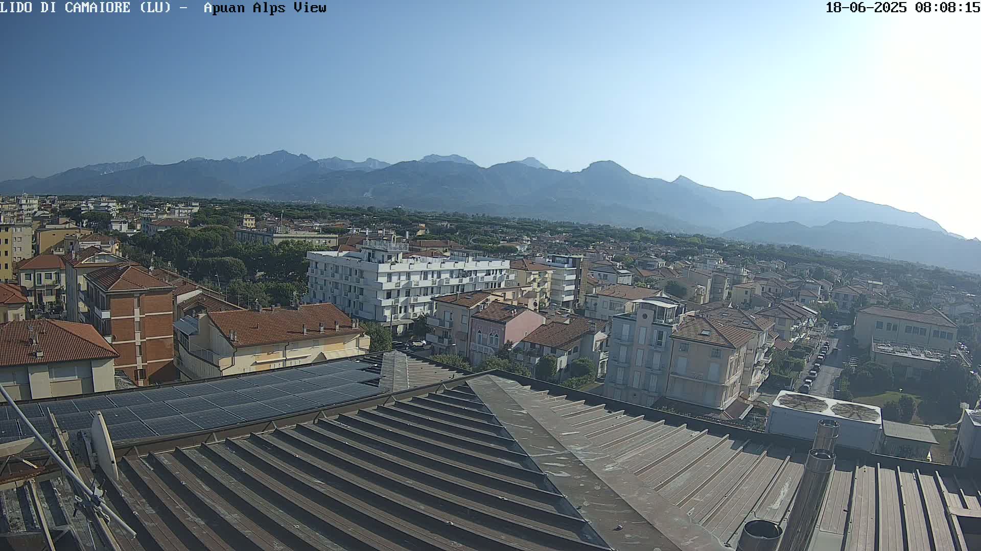 Apuan Alps Live Cam from Lido di Camaiore - Lucca, Italy