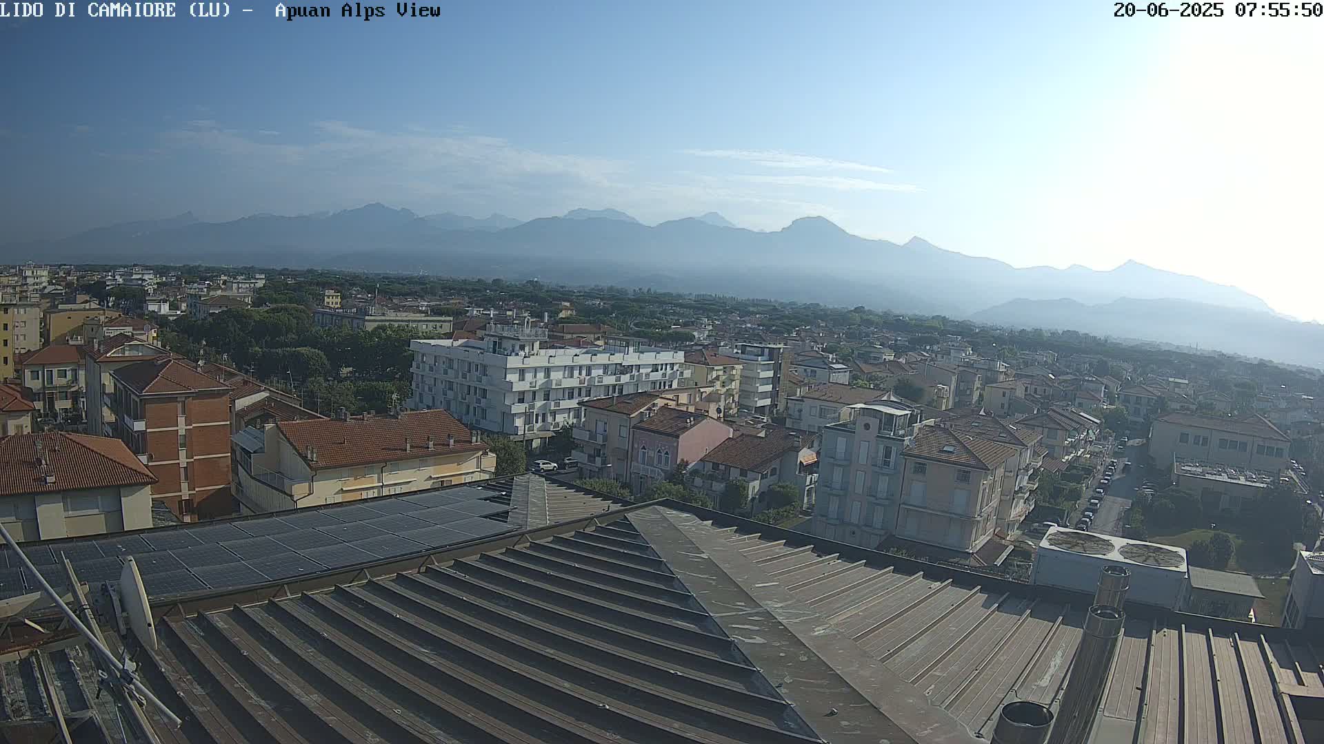 Apuan Alps Live Cam from Lido di Camaiore - Lucca, Italy