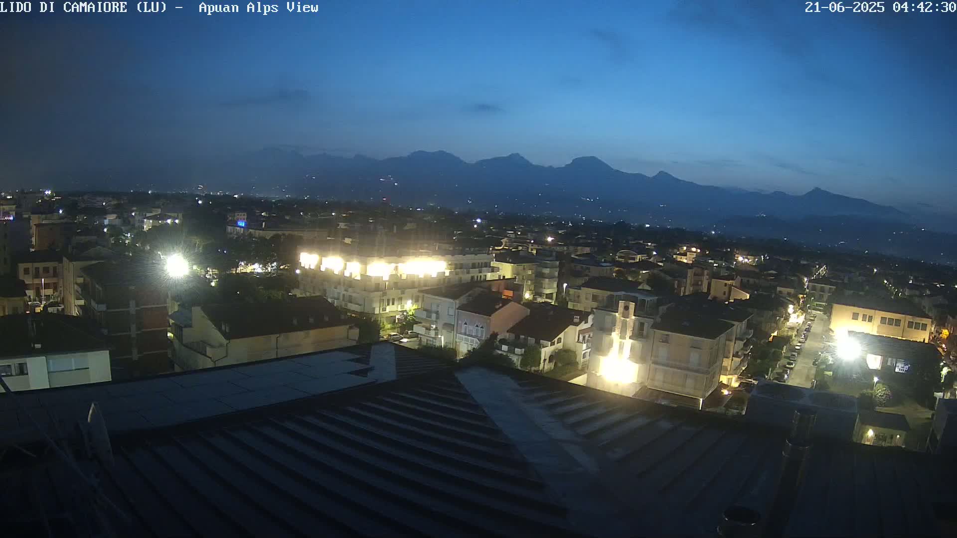 Apuan Alps Live Cam from Lido di Camaiore - Lucca, Italy