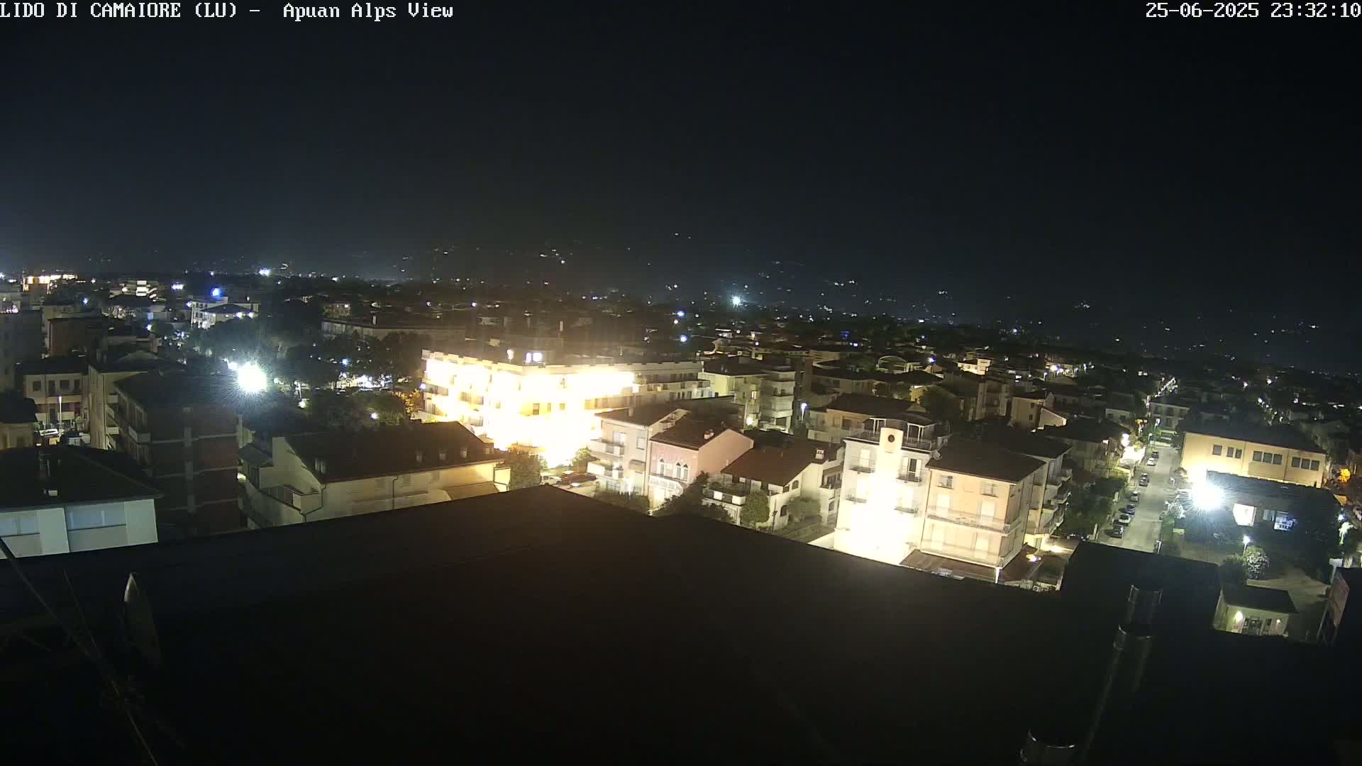 Apuan Alps Live Cam from Lido di Camaiore - Lucca, Italy