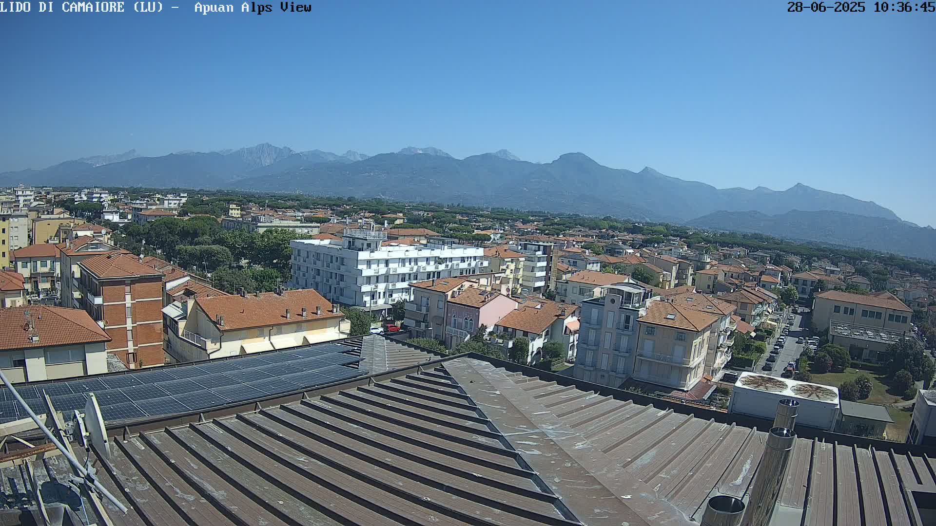 Apuan Alps Live Cam from Lido di Camaiore - Lucca, Italy