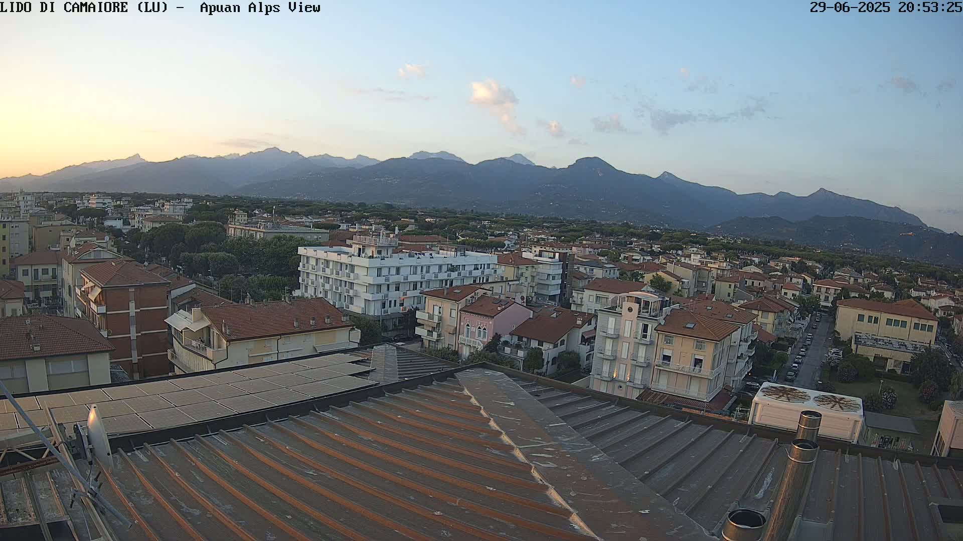 Apuan Alps Live Cam from Lido di Camaiore - Lucca, Italy