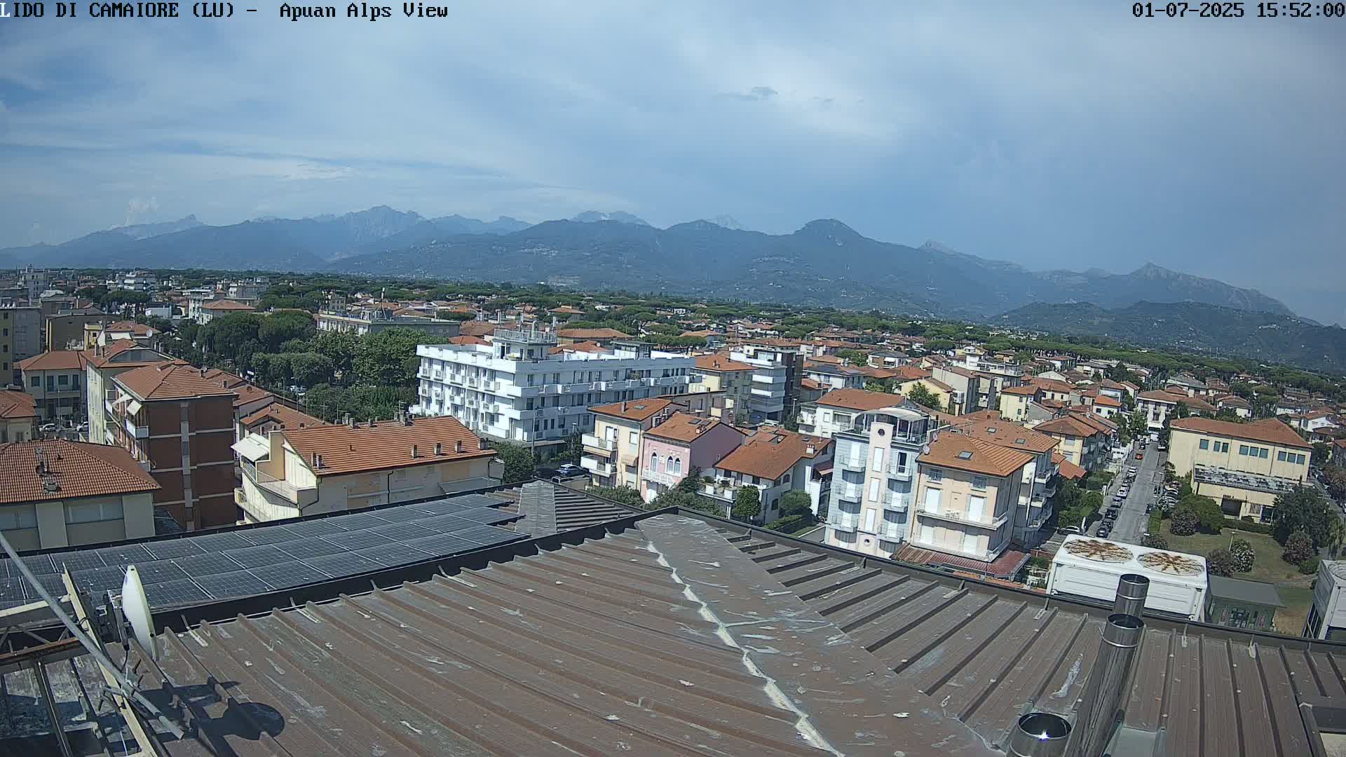 Apuan Alps Live Cam from Lido di Camaiore - Lucca, Italy