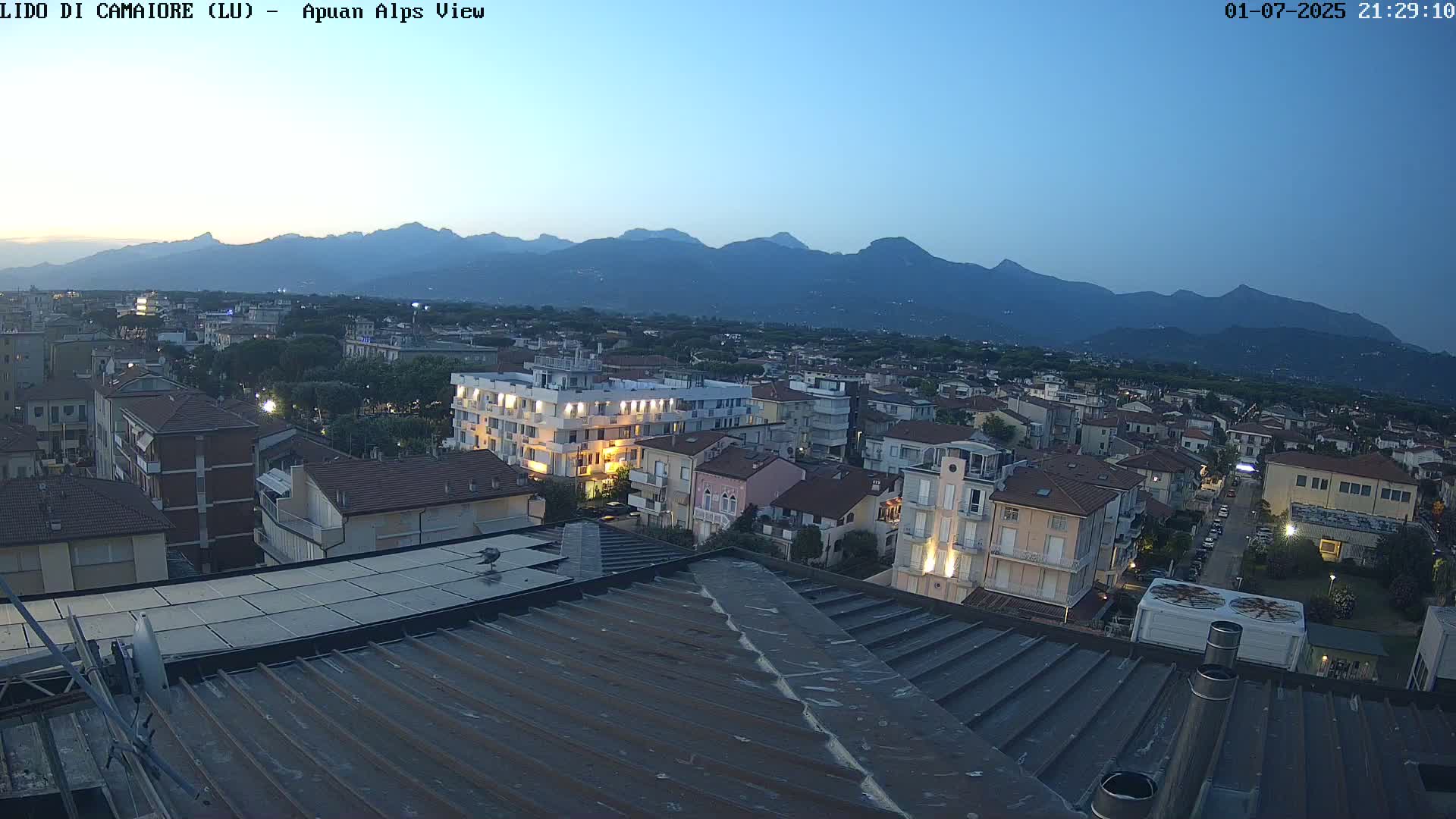 Apuan Alps Live Cam from Lido di Camaiore - Lucca, Italy