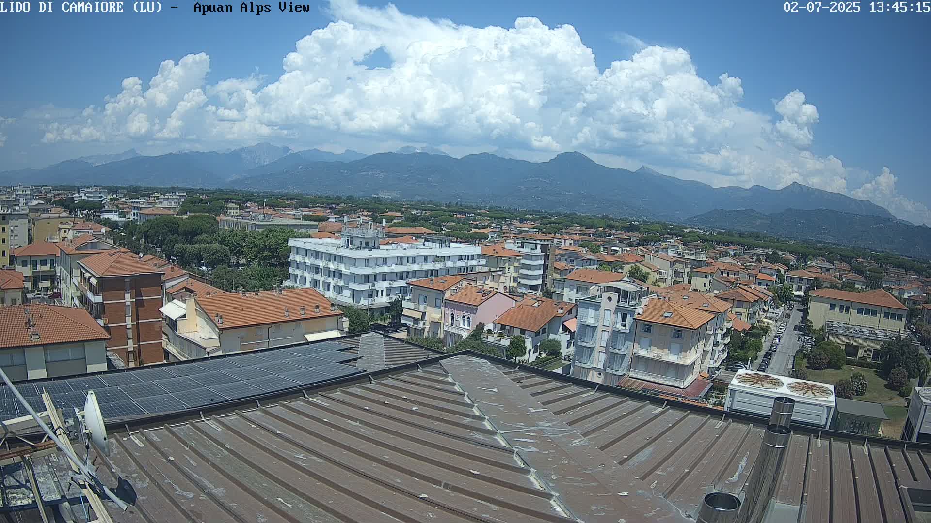 Apuan Alps Live Cam from Lido di Camaiore - Lucca, Italy