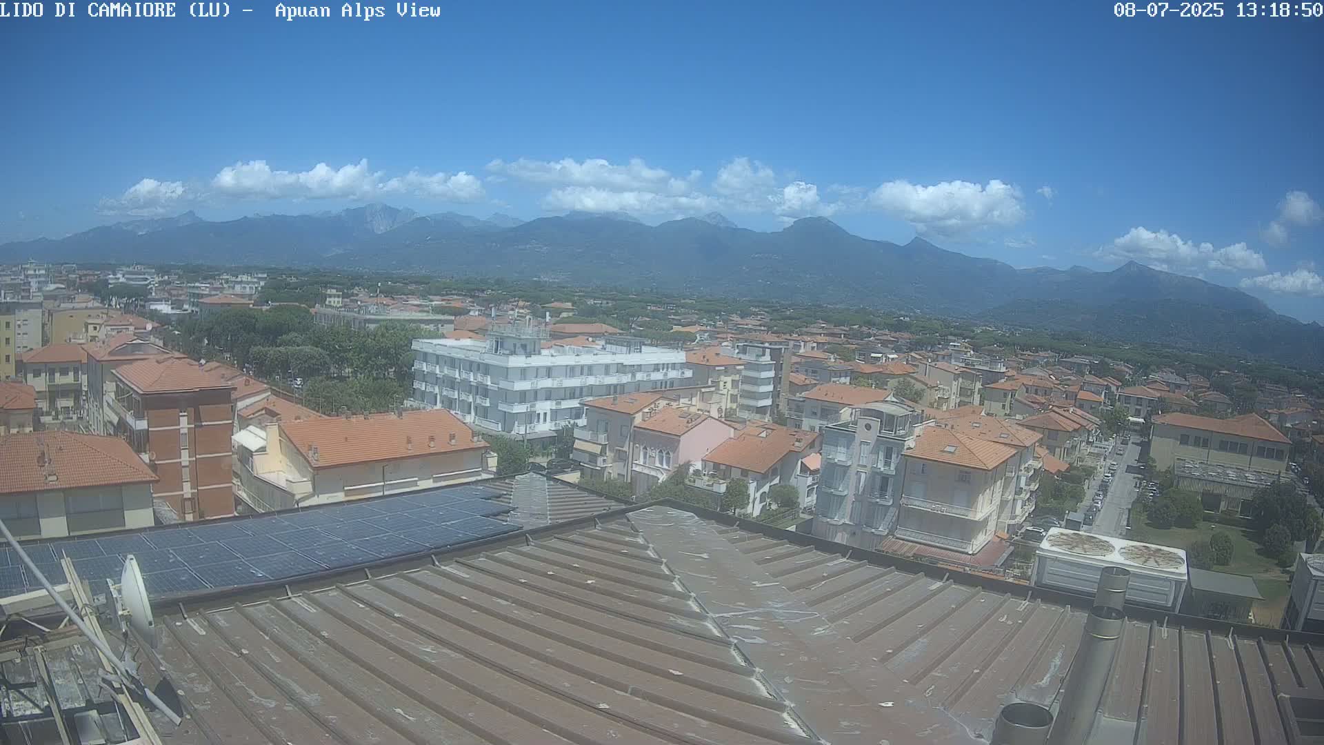 Apuan Alps Live Cam from Lido di Camaiore - Lucca, Italy