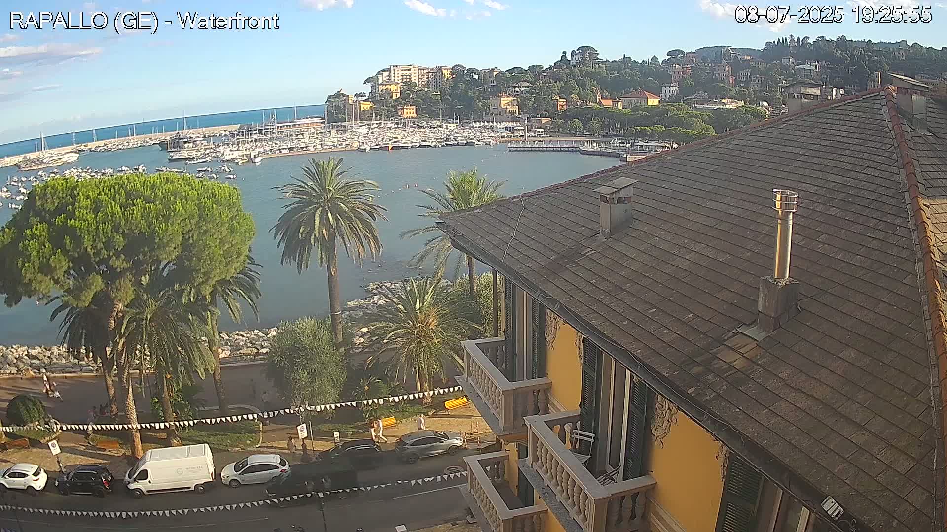 Apuan Alps Live Cam from Lido di Camaiore - Lucca, Italy