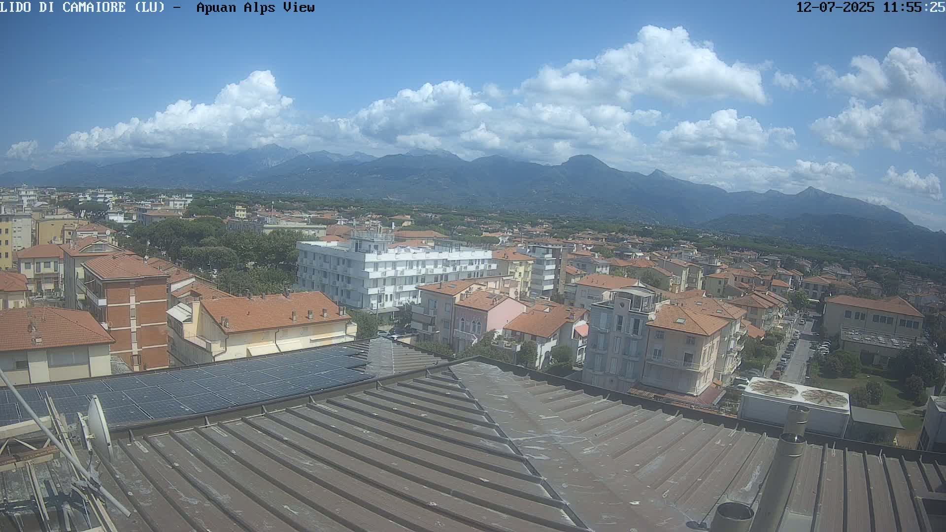 Apuan Alps Live Cam from Lido di Camaiore - Lucca, Italy
