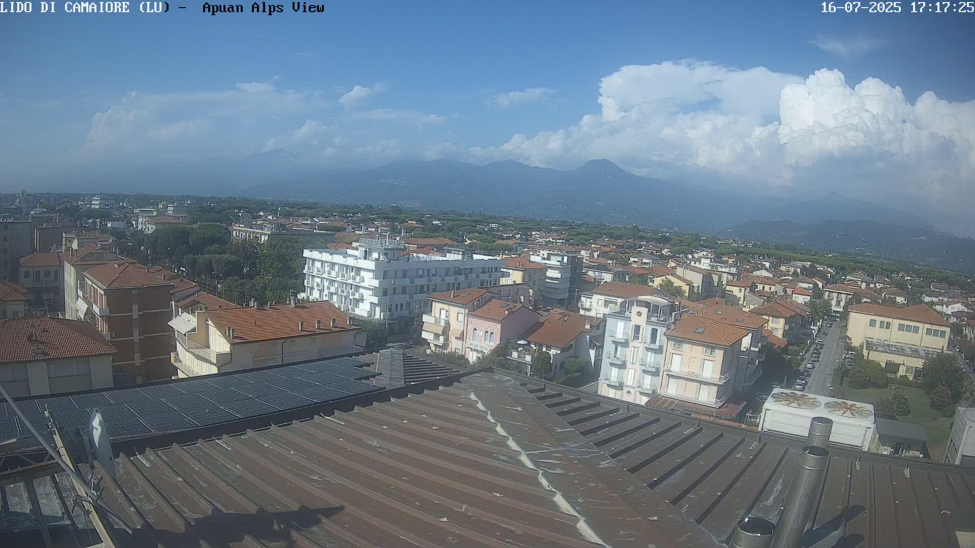 Apuan Alps Live Cam from Lido di Camaiore - Lucca, Italy