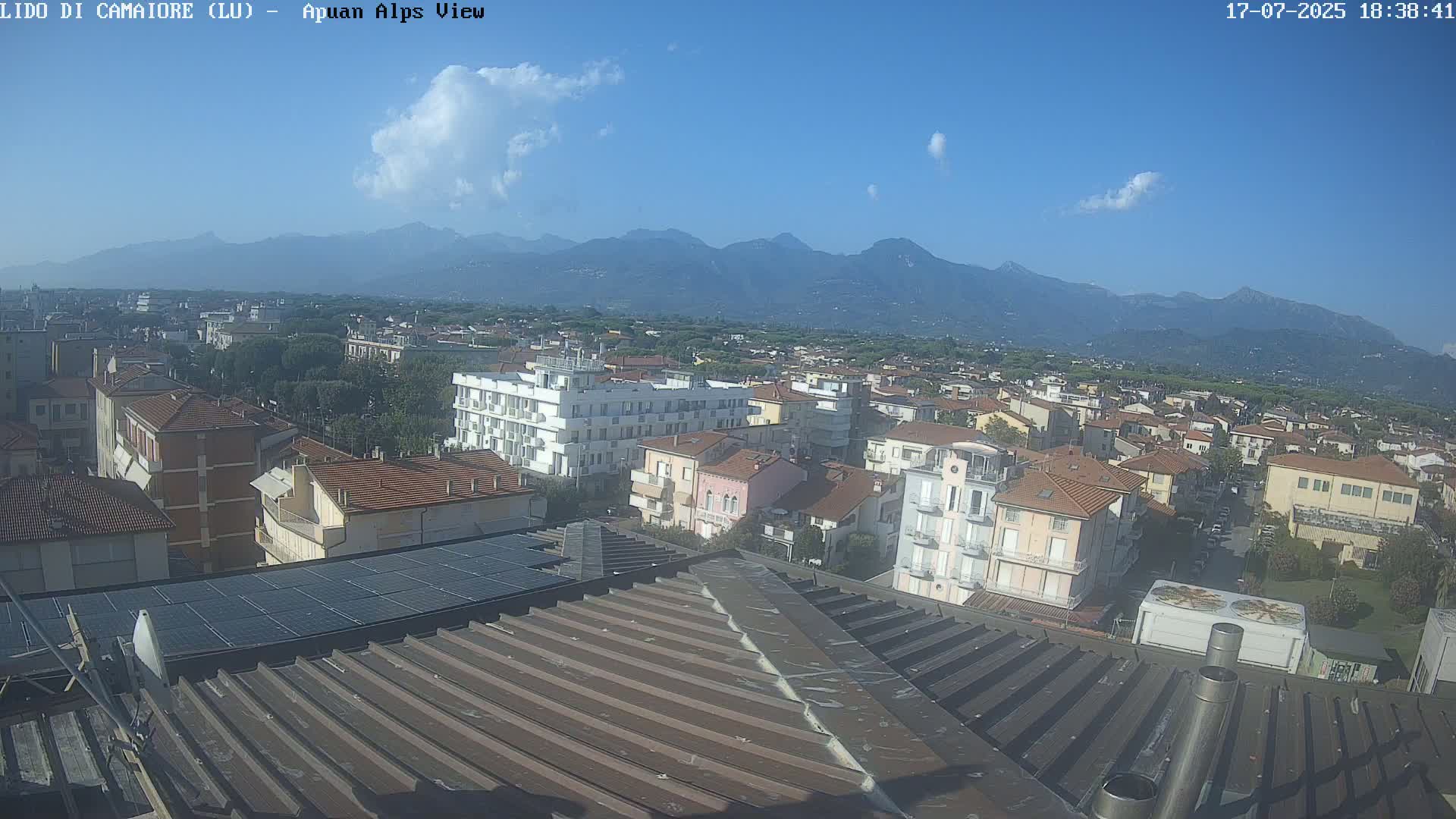 Apuan Alps Live Cam from Lido di Camaiore - Lucca, Italy