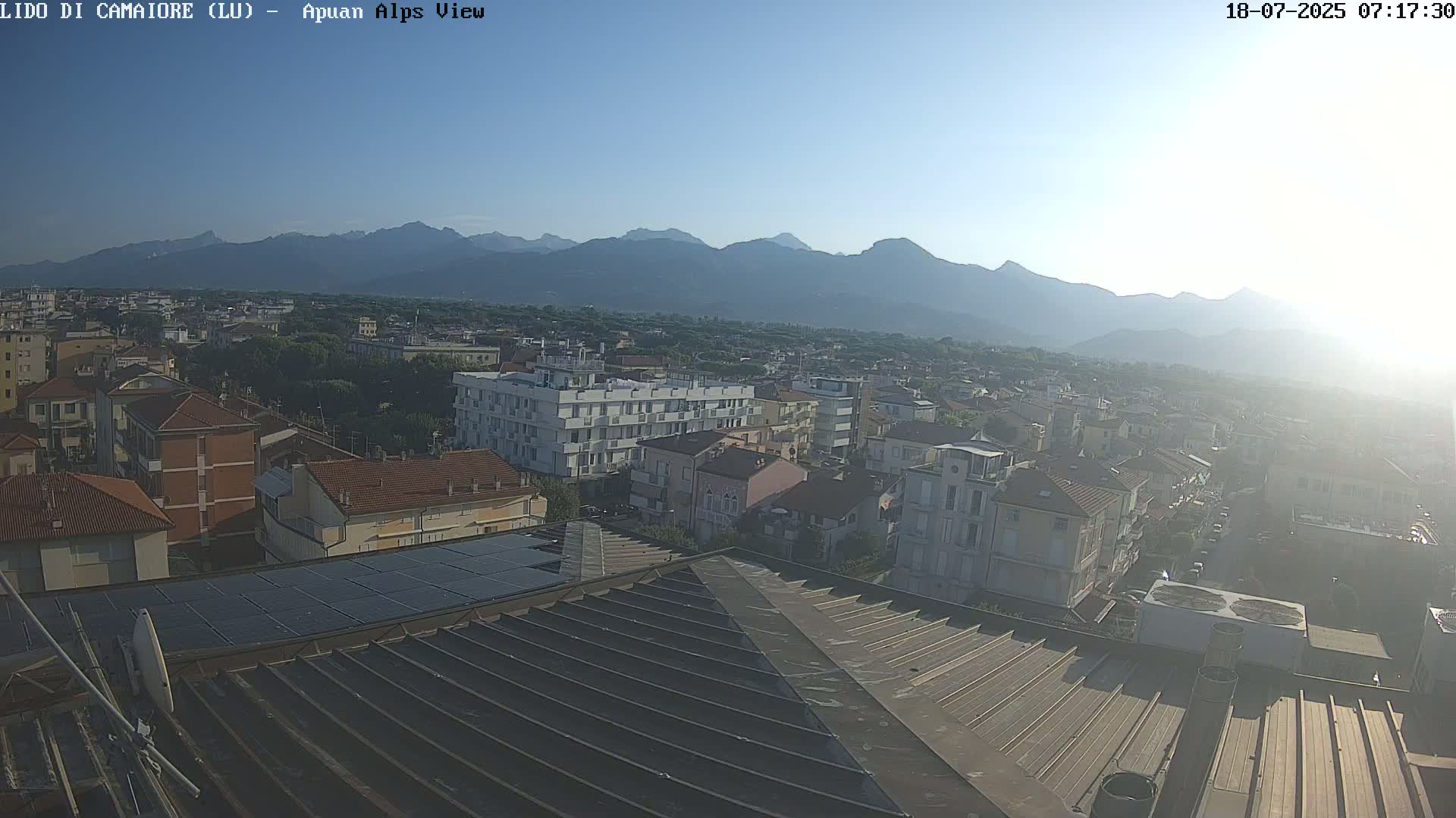 Apuan Alps Live Cam from Lido di Camaiore - Lucca, Italy