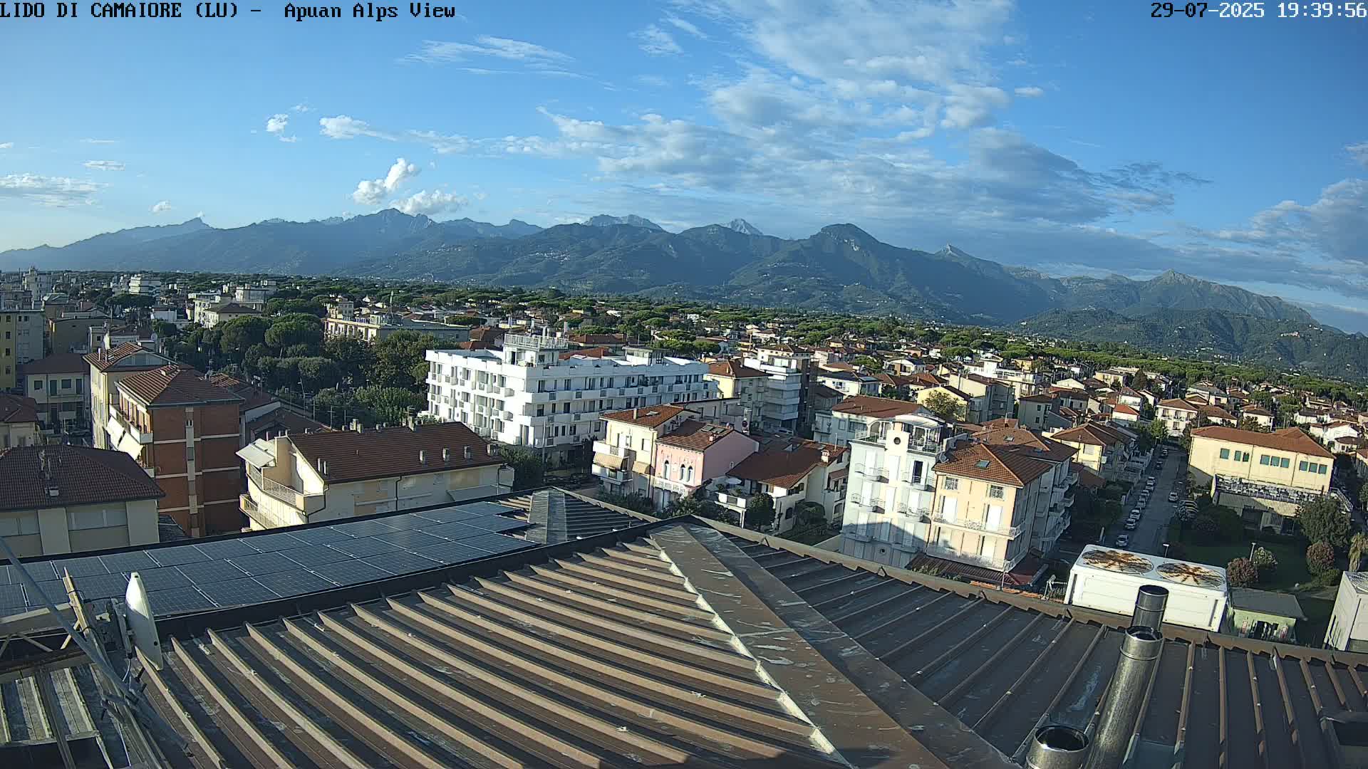 Apuan Alps Live Cam from Lido di Camaiore - Lucca, Italy
