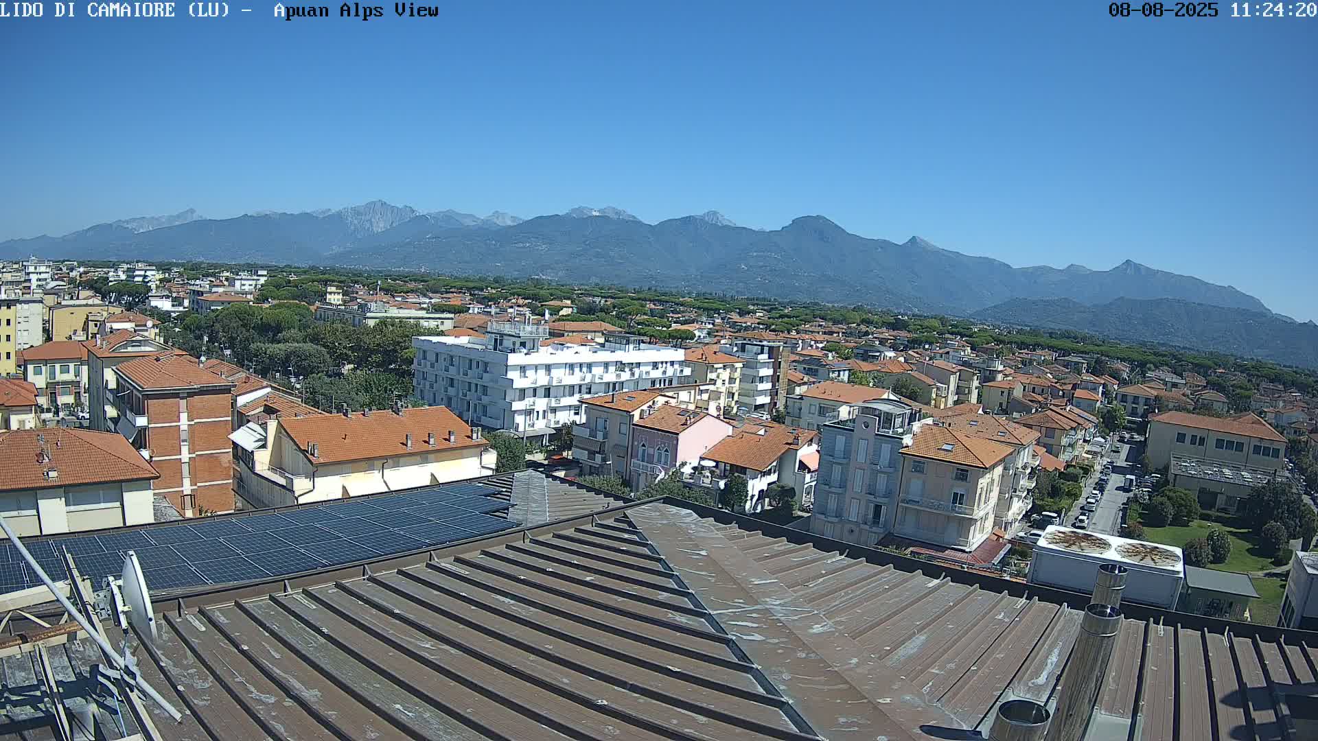 Apuan Alps Live Cam from Lido di Camaiore - Lucca, Italy