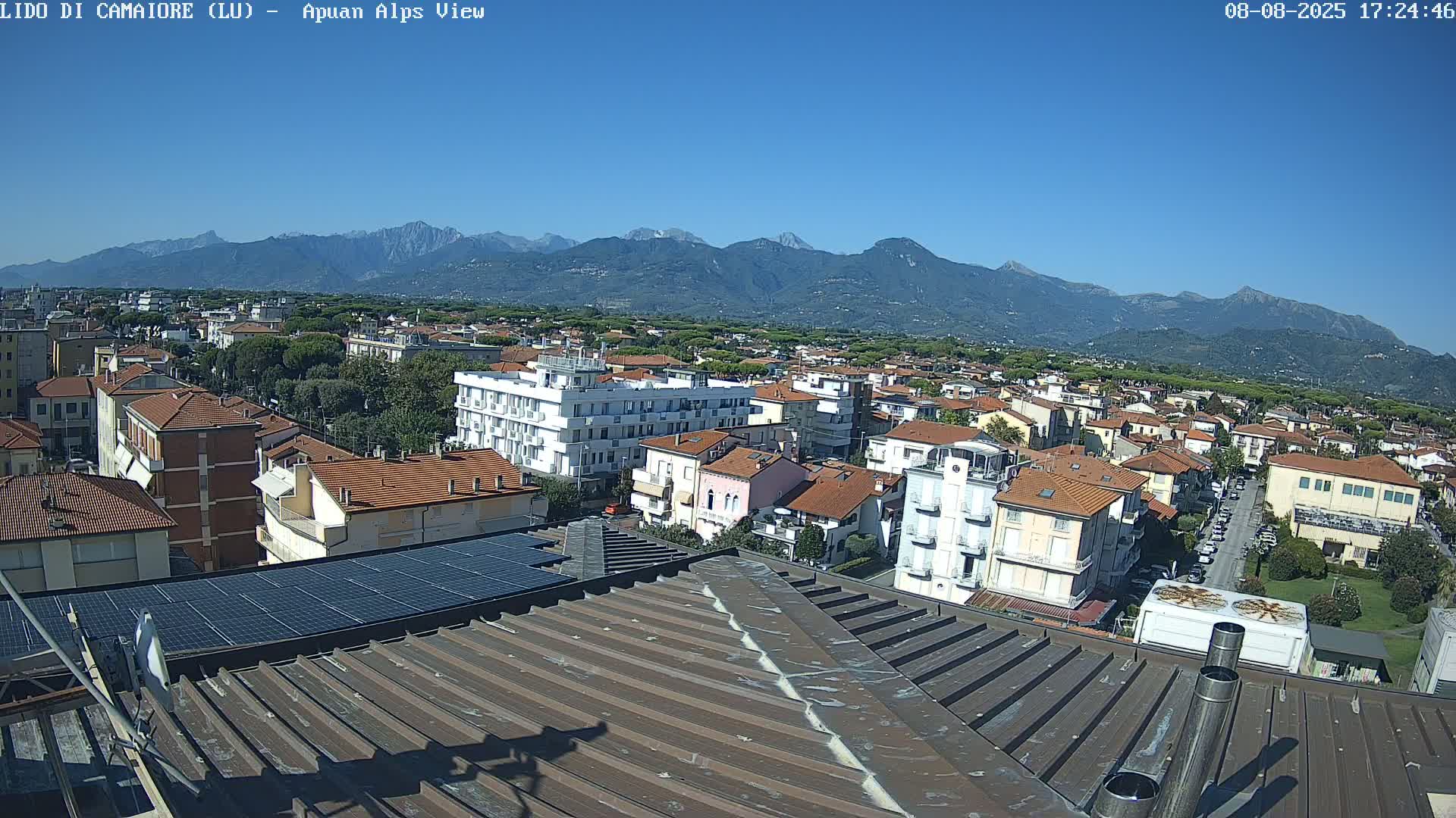 Apuan Alps Live Cam from Lido di Camaiore - Lucca, Italy
