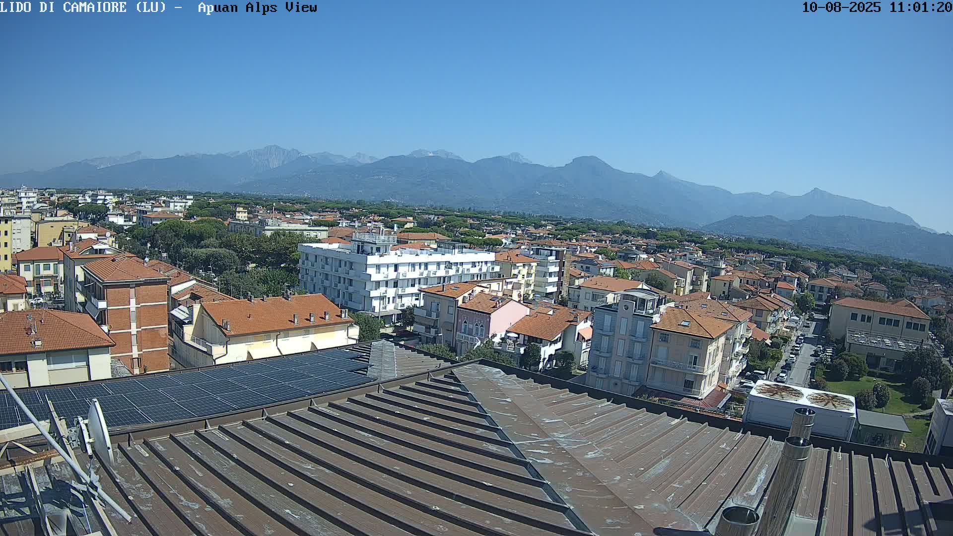 Apuan Alps Live Cam from Lido di Camaiore - Lucca, Italy