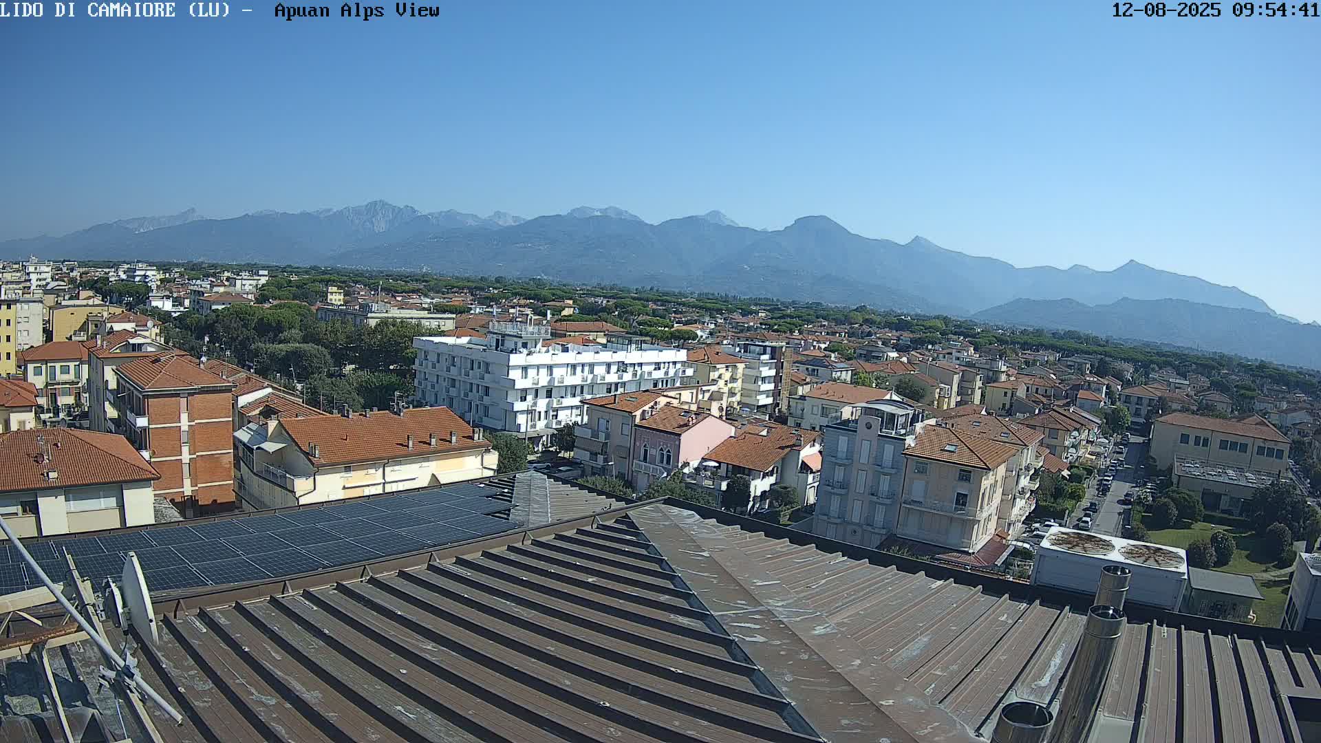 Apuan Alps Live Cam from Lido di Camaiore - Lucca, Italy
