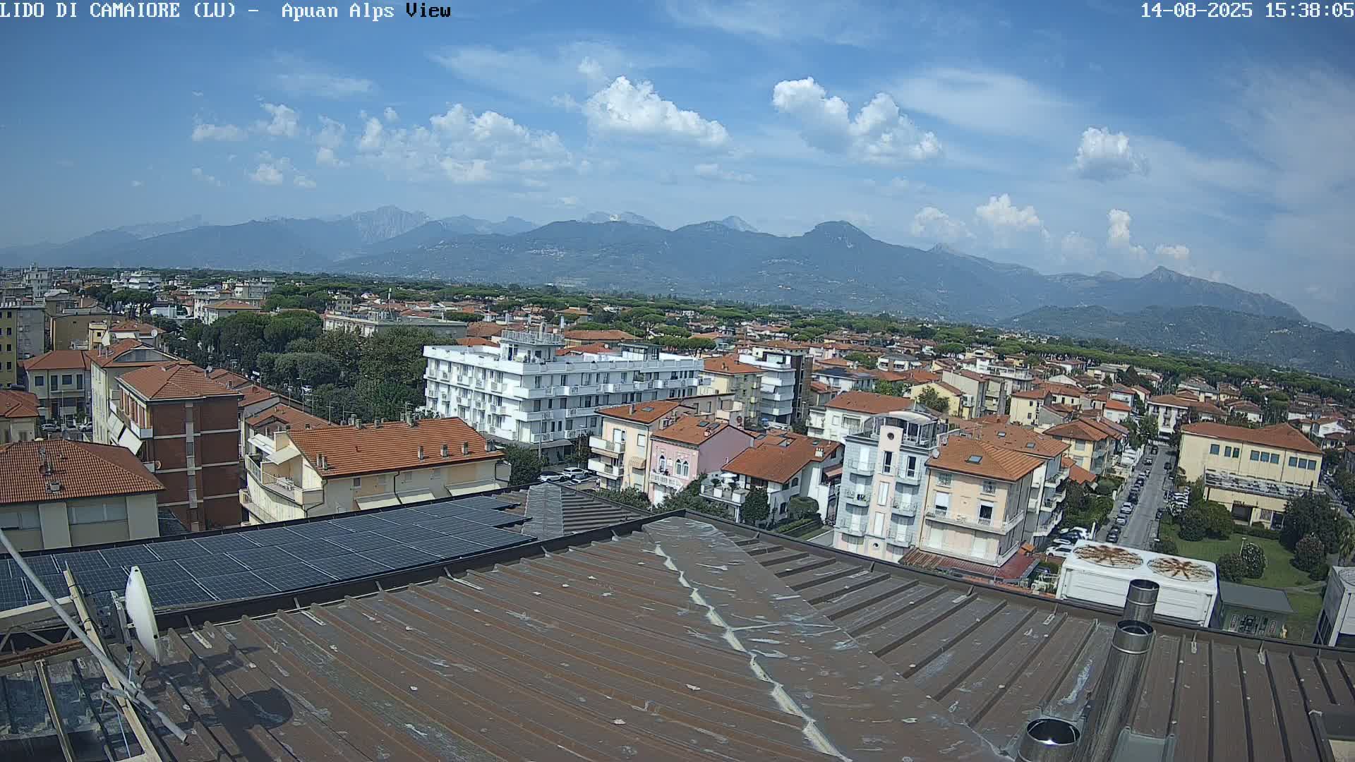 Apuan Alps Live Cam from Lido di Camaiore - Lucca, Italy