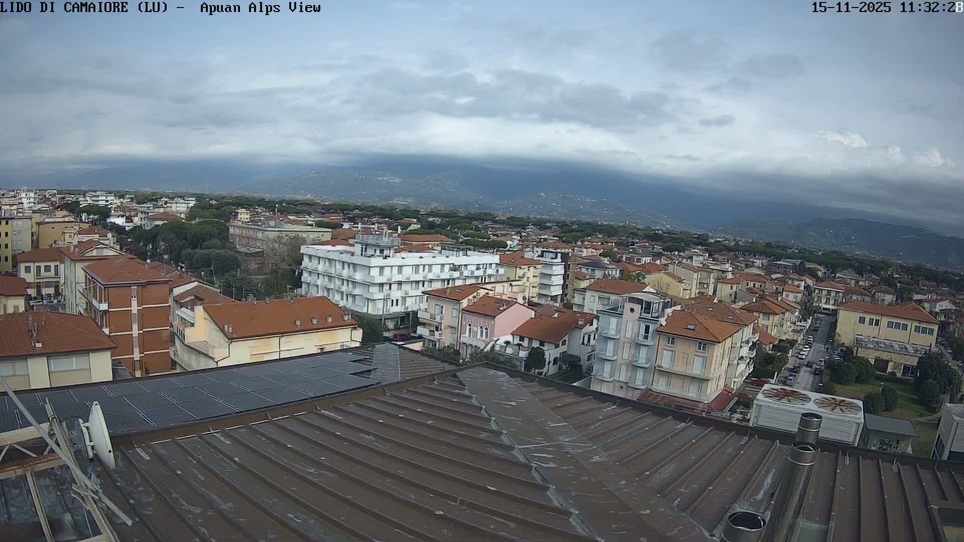 Apuan Alps Live Cam from Lido di Camaiore - Lucca, Italy
