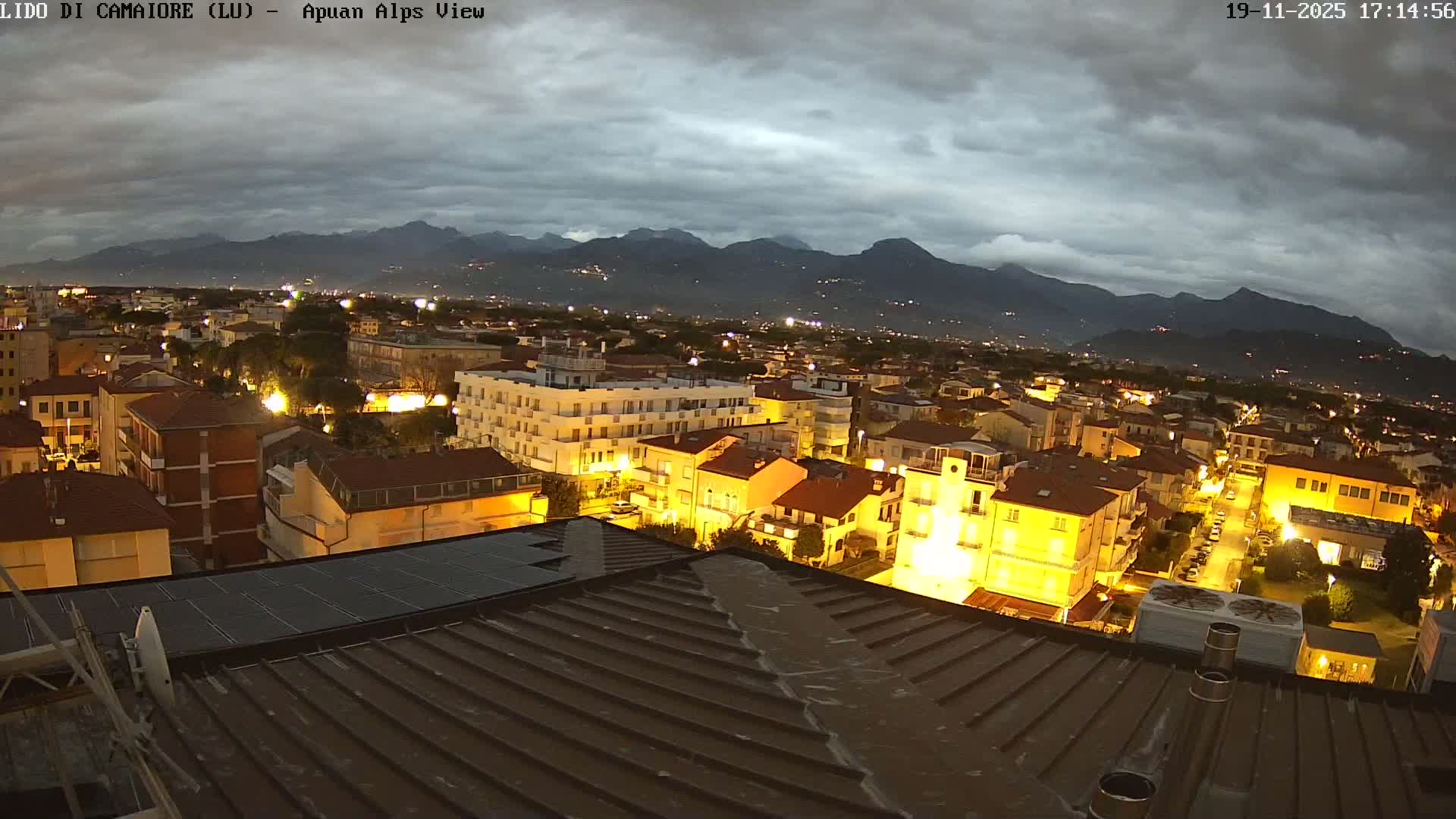 Apuan Alps Live Cam from Lido di Camaiore - Lucca, Italy