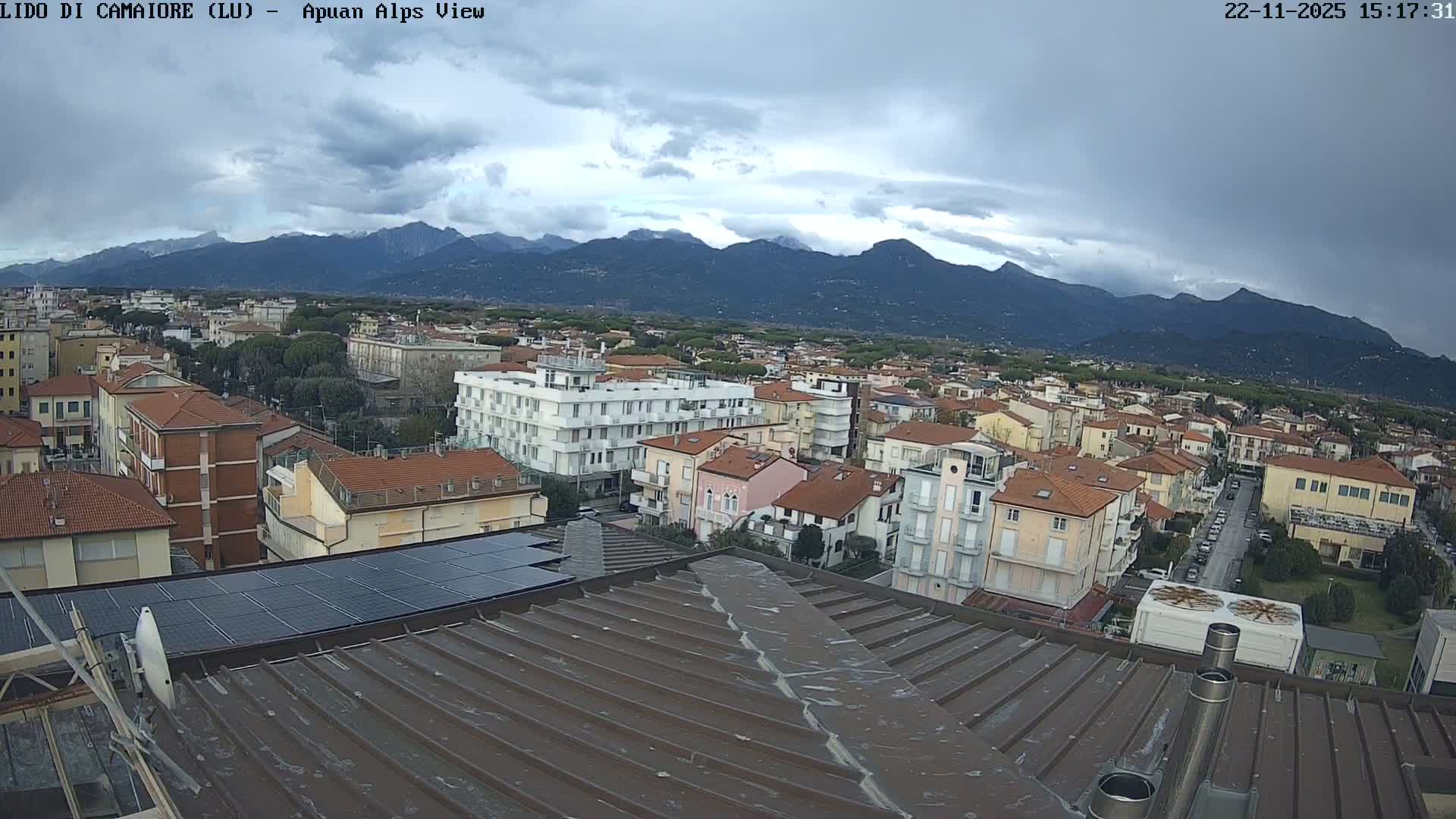 Apuan Alps Live Cam from Lido di Camaiore - Lucca, Italy