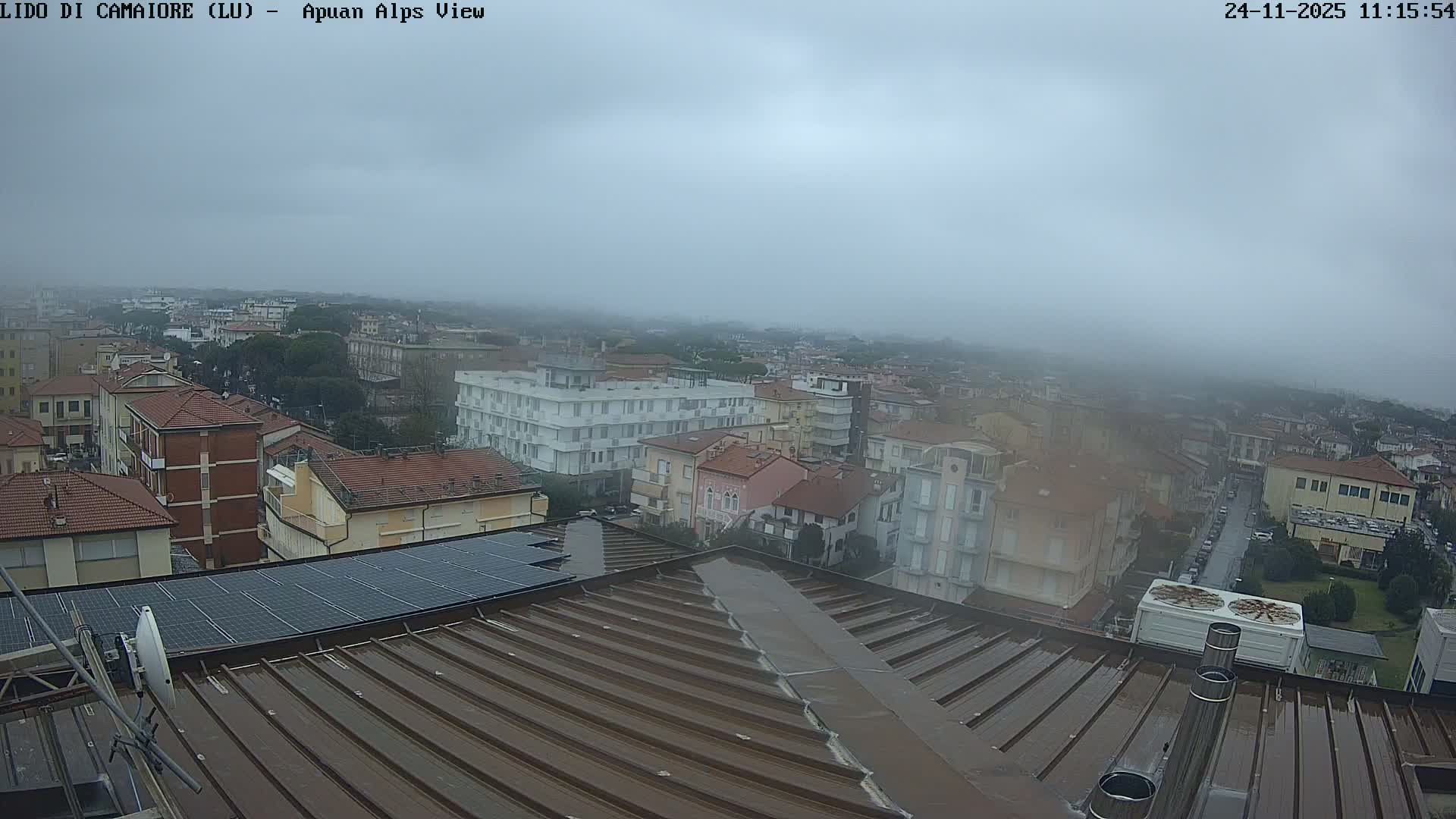 Apuan Alps Live Cam from Lido di Camaiore - Lucca, Italy