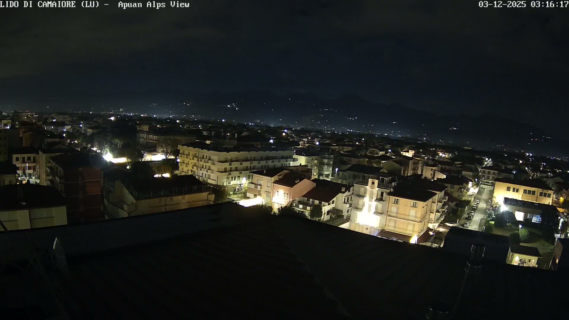 Apuan Alps Live Cam from Lido di Camaiore - Lucca, Italy