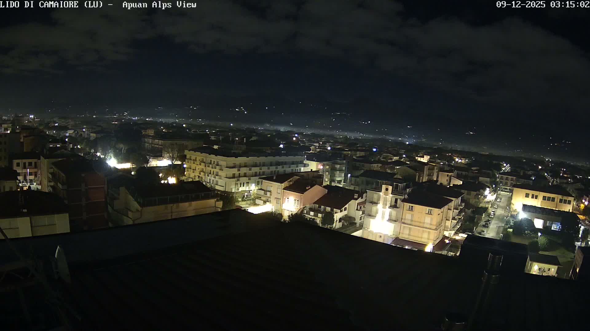 Apuan Alps Live Cam from Lido di Camaiore - Lucca, Italy